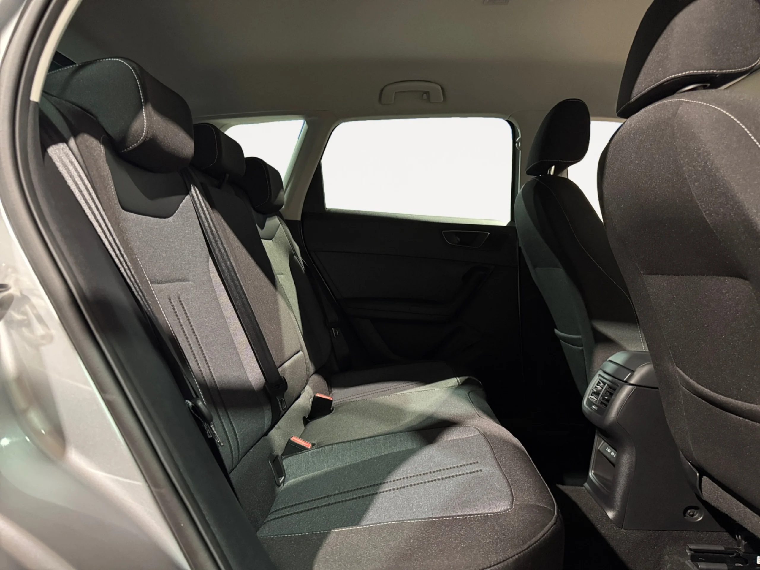 SEAT ATECA 1.5 TSI 110KW DSG STYLE EVO EDITION - Foto 6