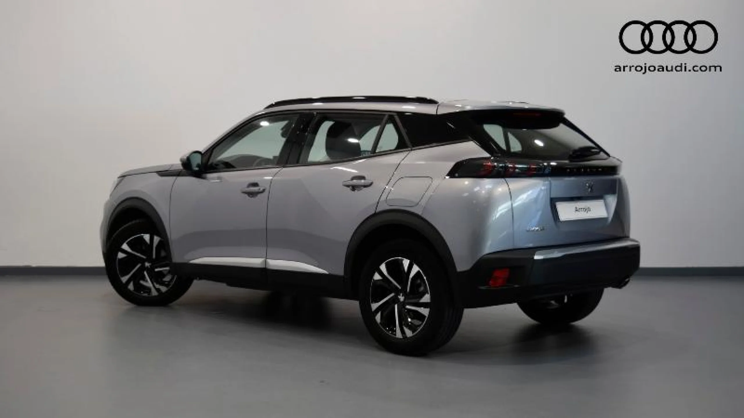 PEUGEOT 2008 ALLURE BLUEHDI 130 S&S EAT8 - Foto 2