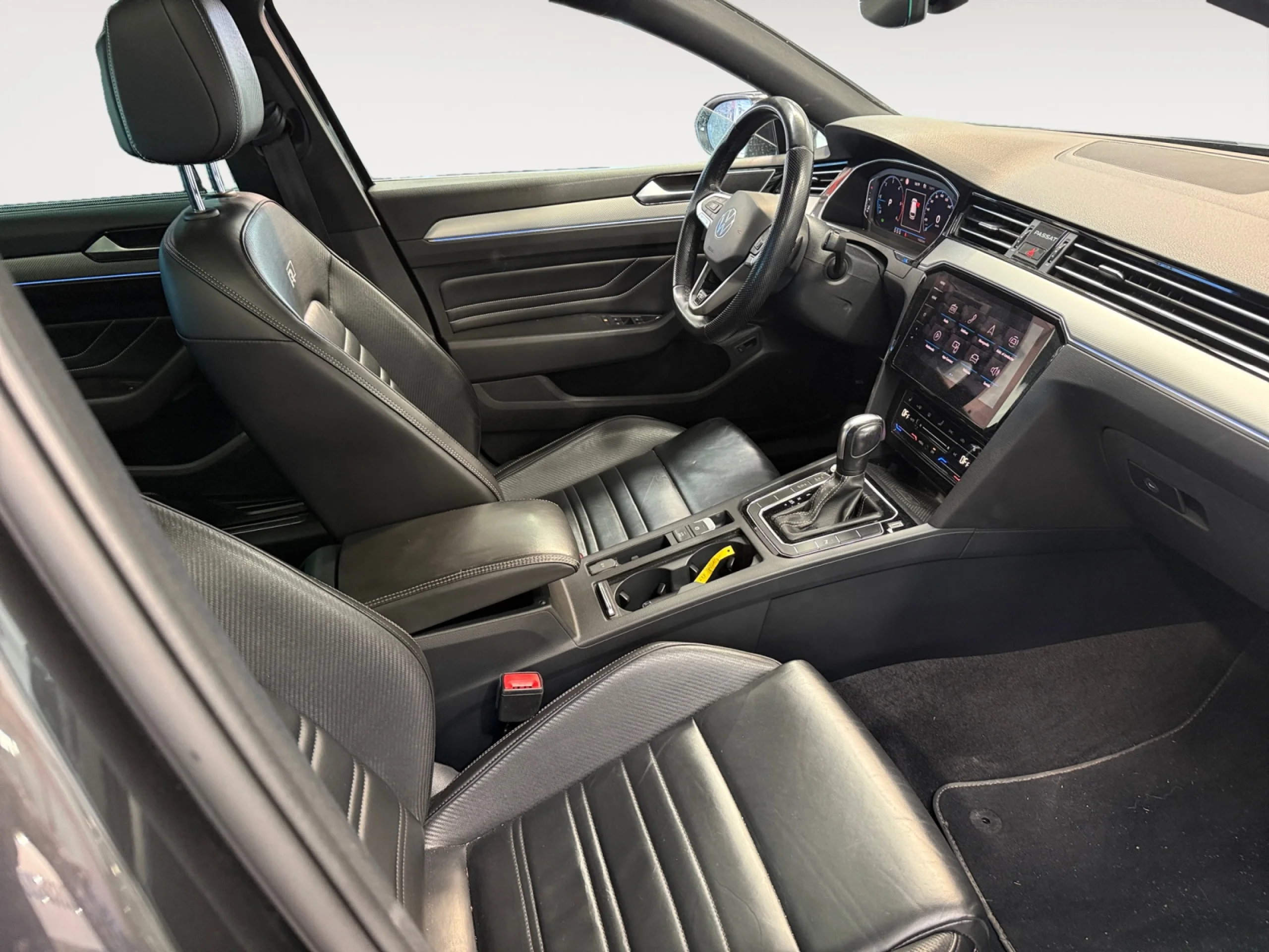 VOLKSWAGEN PASSAT VARIANT R LINE 2.0 TDI 147KW (200CV) DSG - Foto 5