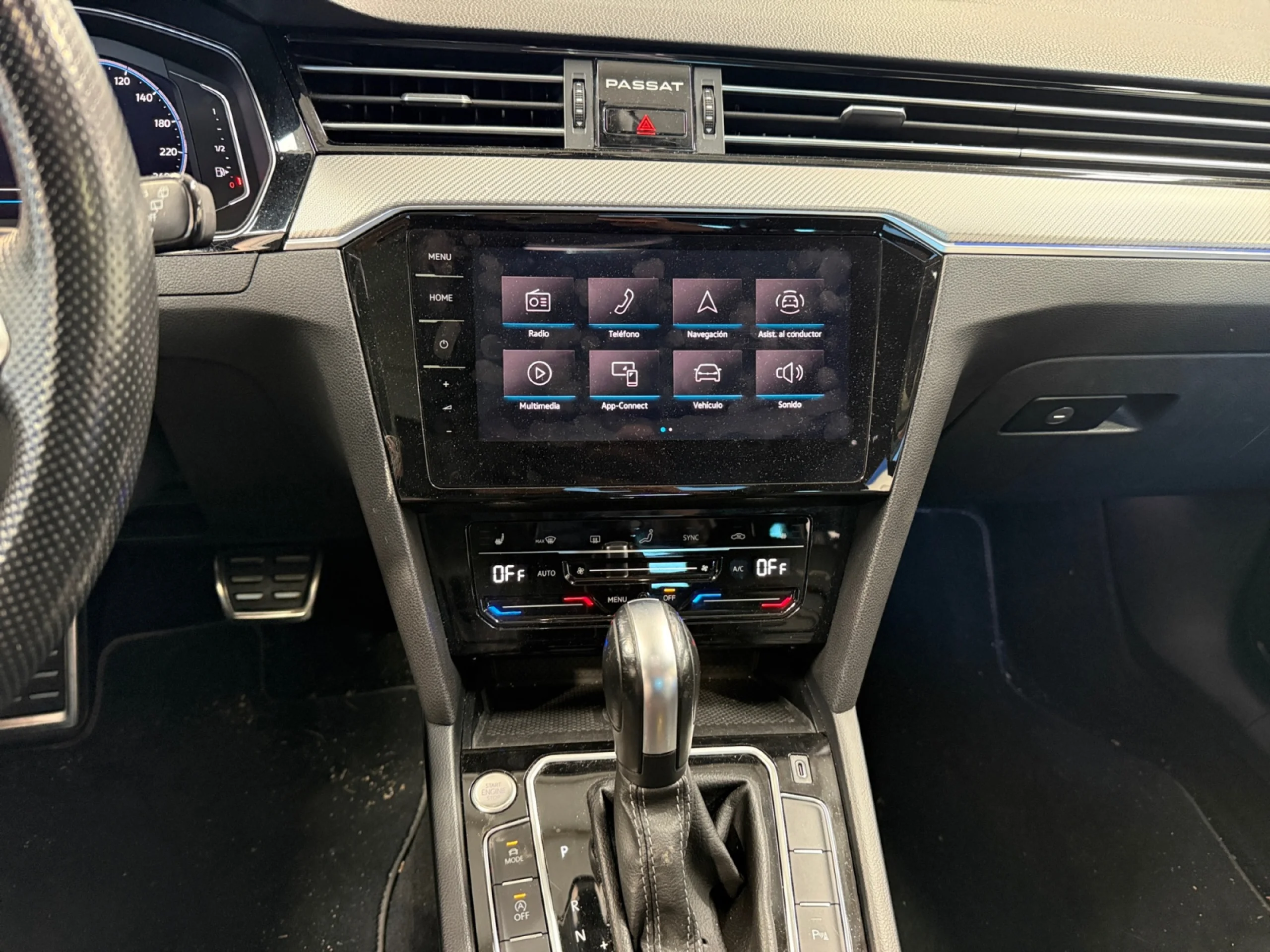VOLKSWAGEN PASSAT VARIANT R LINE 2.0 TDI 147KW (200CV) DSG - Foto 9