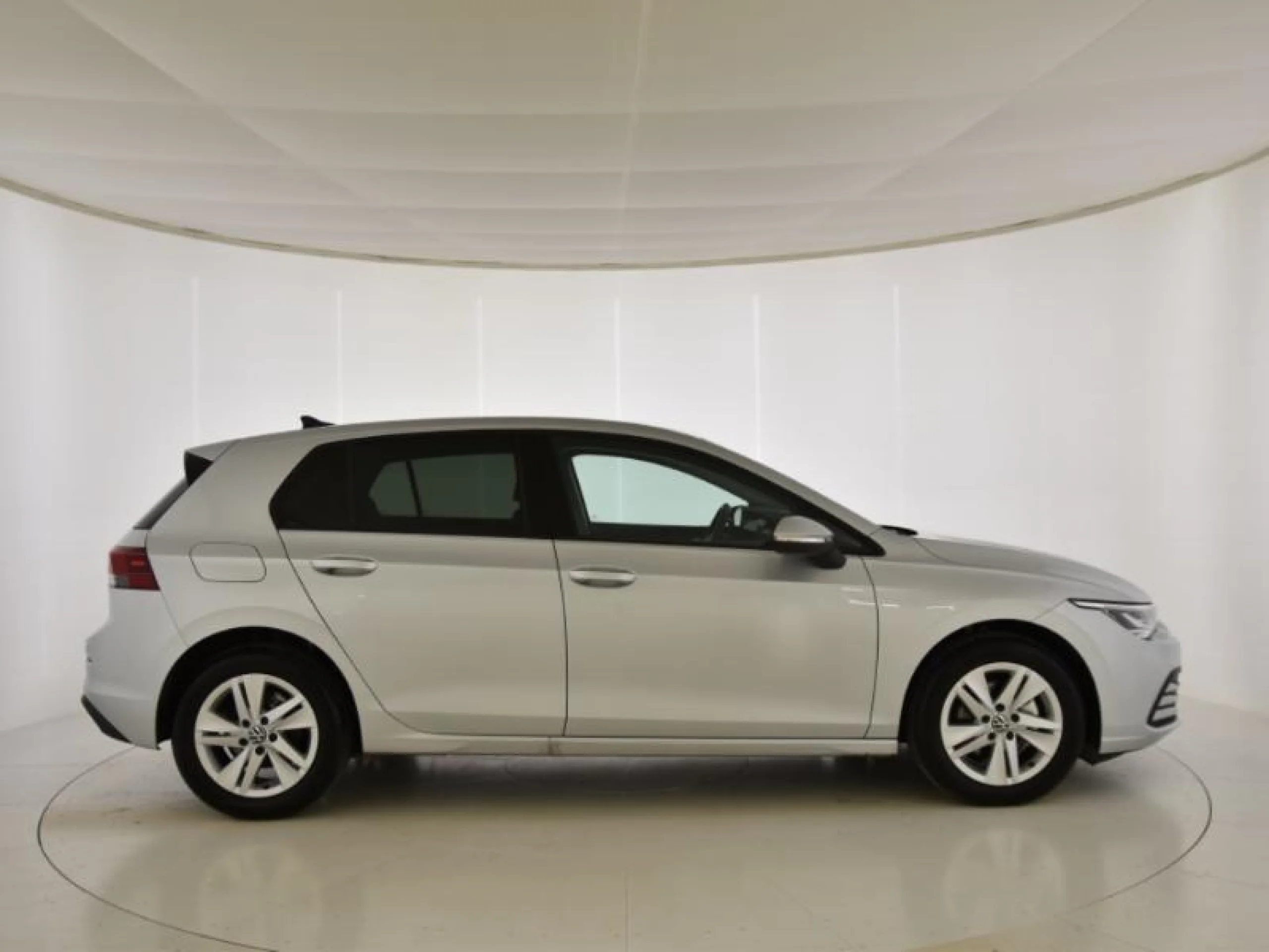 VOLKSWAGEN GOLF LIFE 1.0 TSI 81KW (110CV) - Foto 3