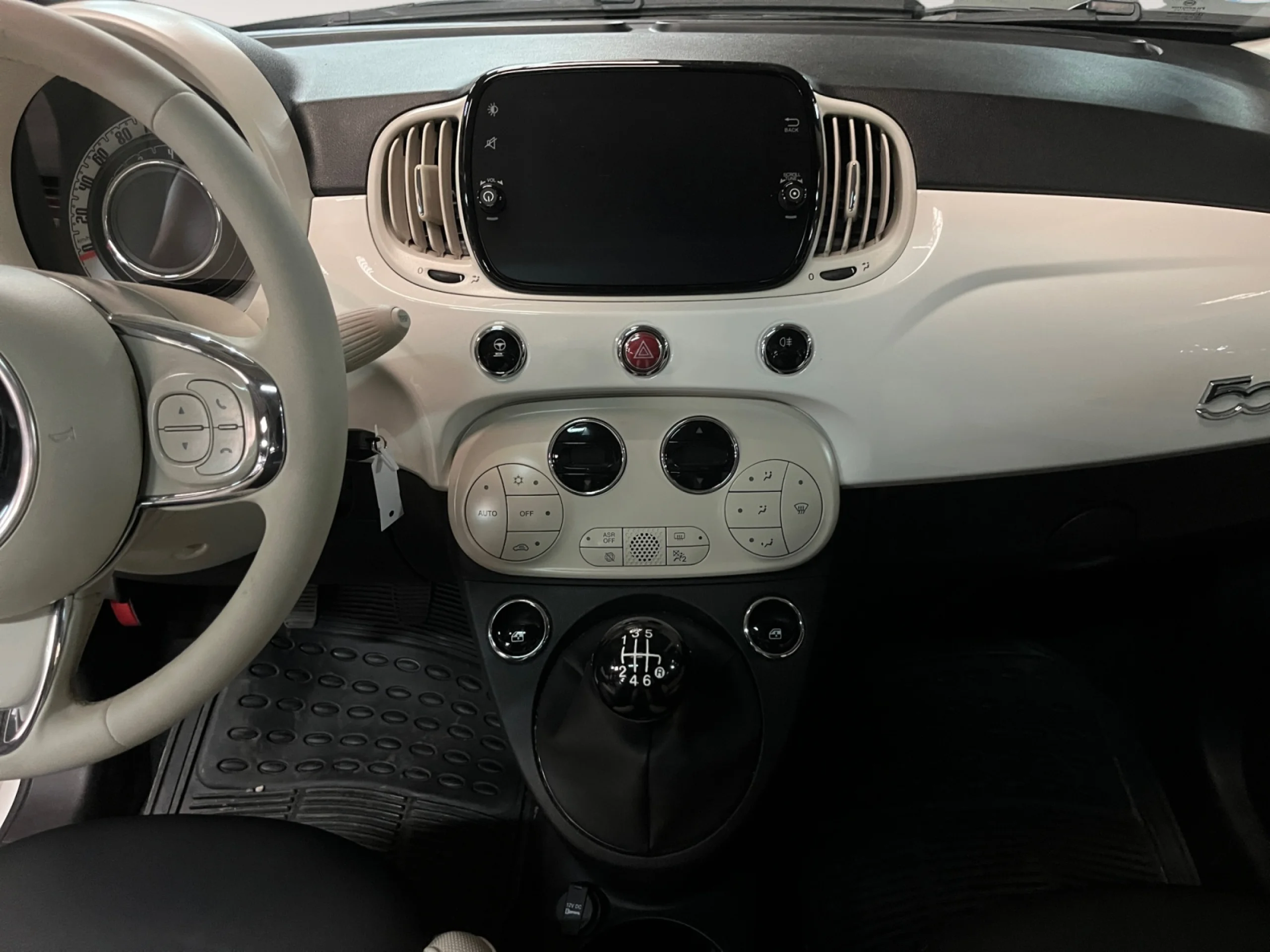 FIAT 500 DOLCEVITA 1.0 HYBRID 51KW (70 CV) - Foto 13