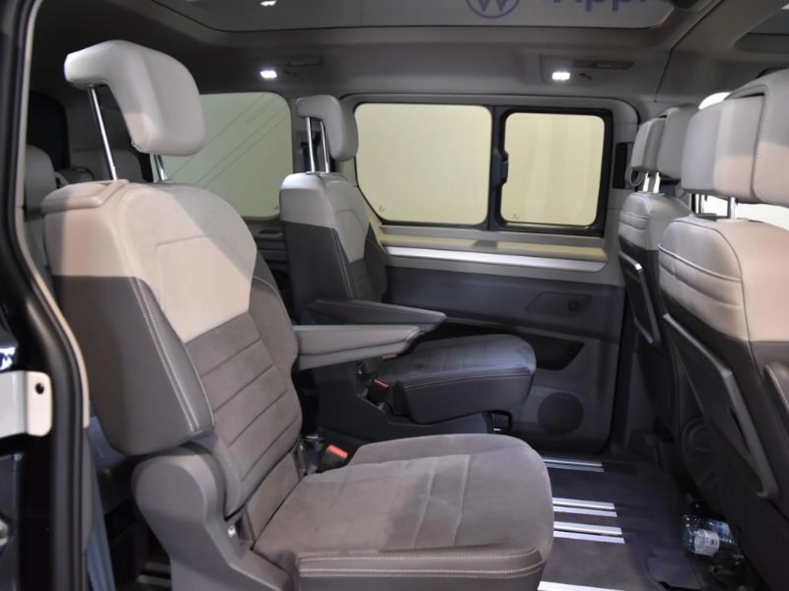 VOLKSWAGEN Multivan LIFE 2.0 TDI 110KW (150CV) DSG B.CORTA - Foto 6