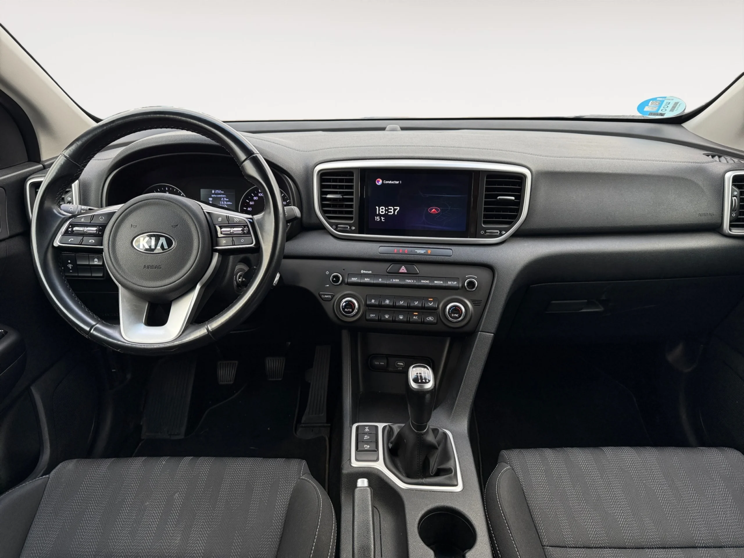 KIA SPORTAGE 1.6 MHEV BUSINESS 100KW (136CV) 4X2 - Foto 4