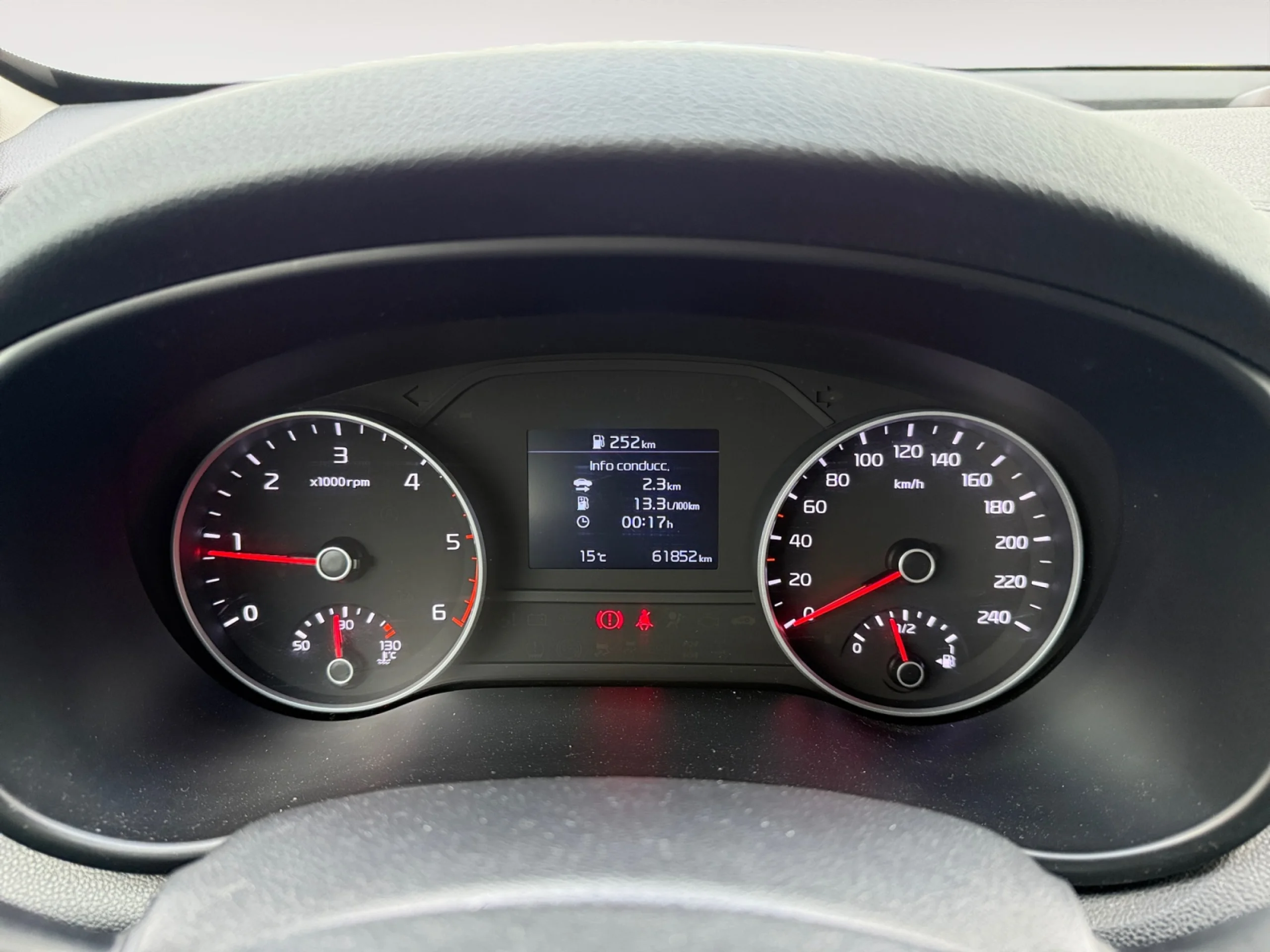 KIA SPORTAGE 1.6 MHEV BUSINESS 100KW (136CV) 4X2 - Foto 10