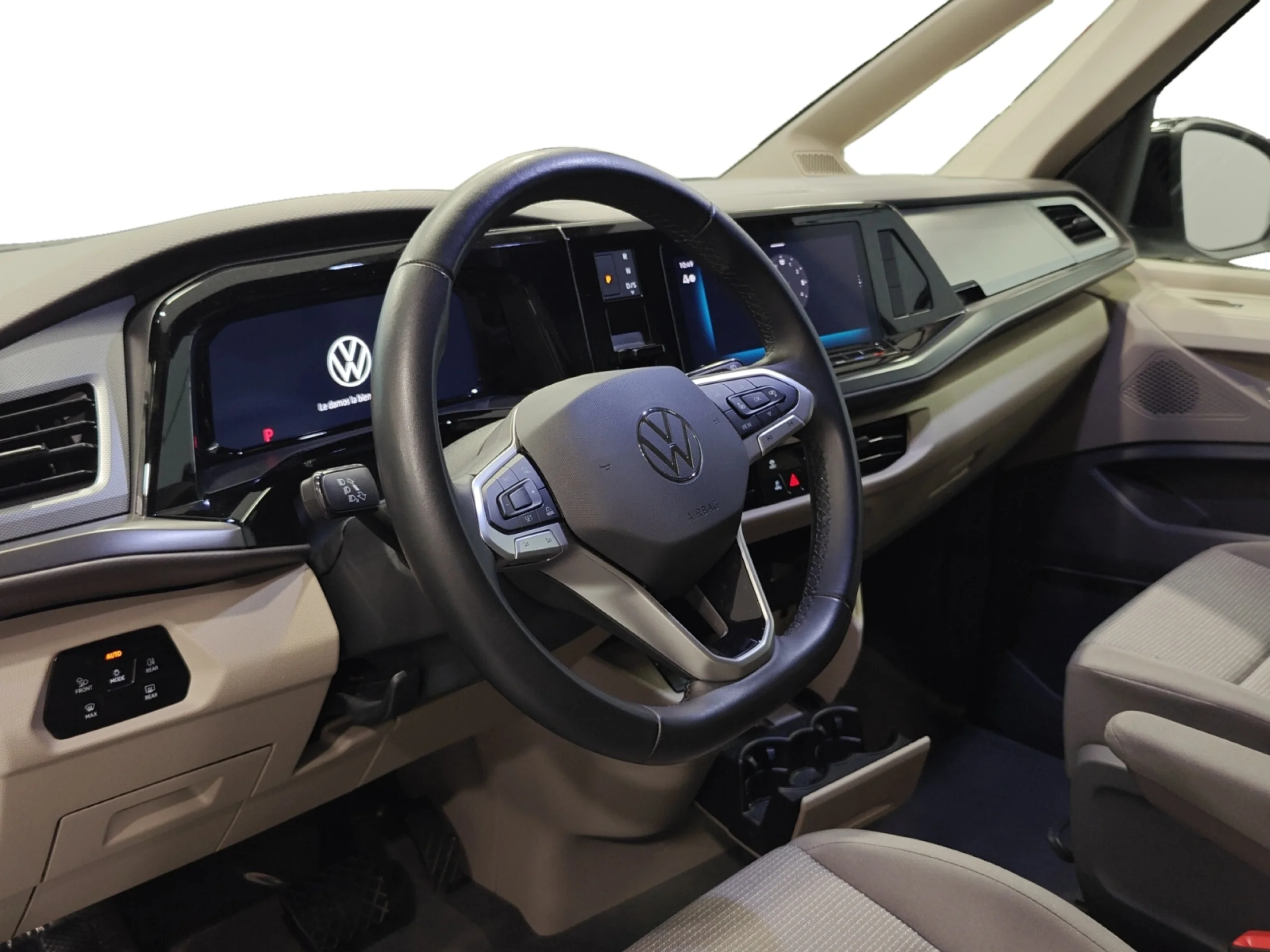 VOLKSWAGEN Multivan 2.0 TDI 110KW (150CV) DSG B.CORTA - Foto 9