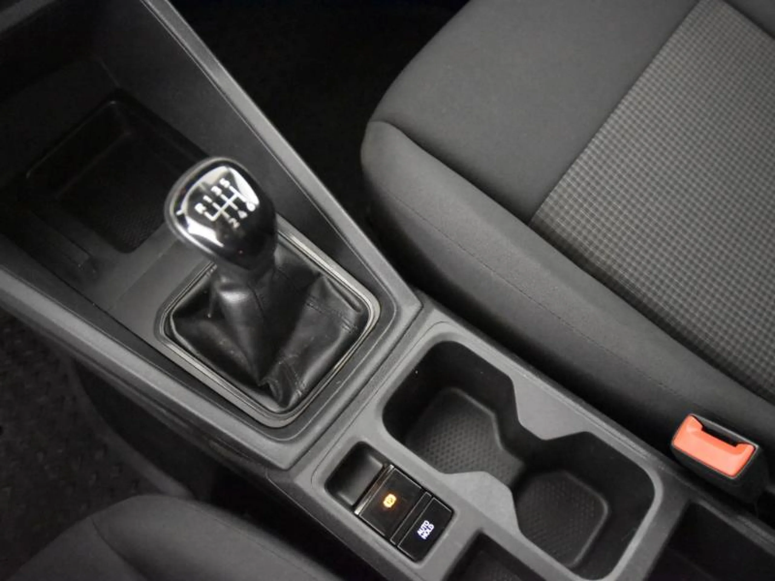 VOLKSWAGEN CADDY 2.0 TDI KOMBI 75KW - Foto 10