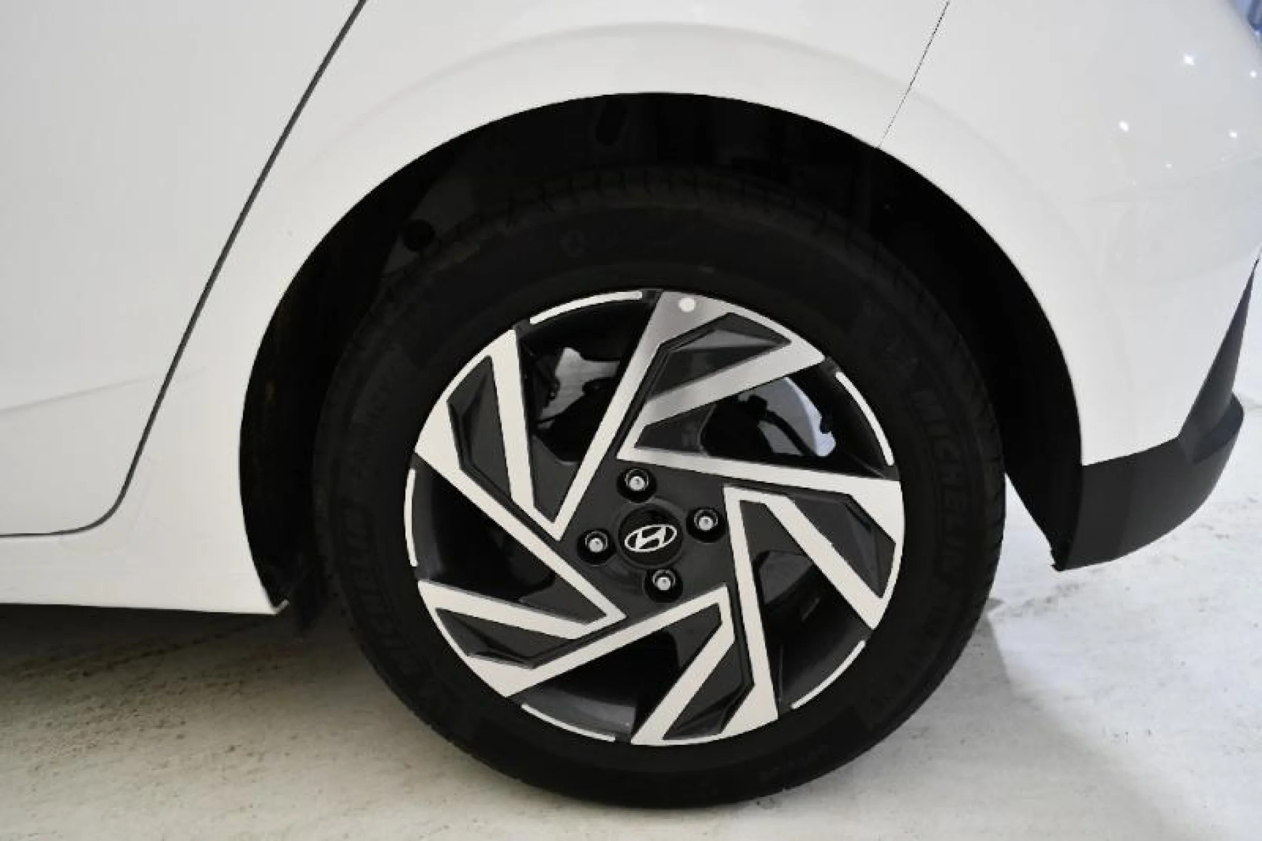 HYUNDAI I20 1.0 TGDI 74KW (100CV) KLASS - Foto 11