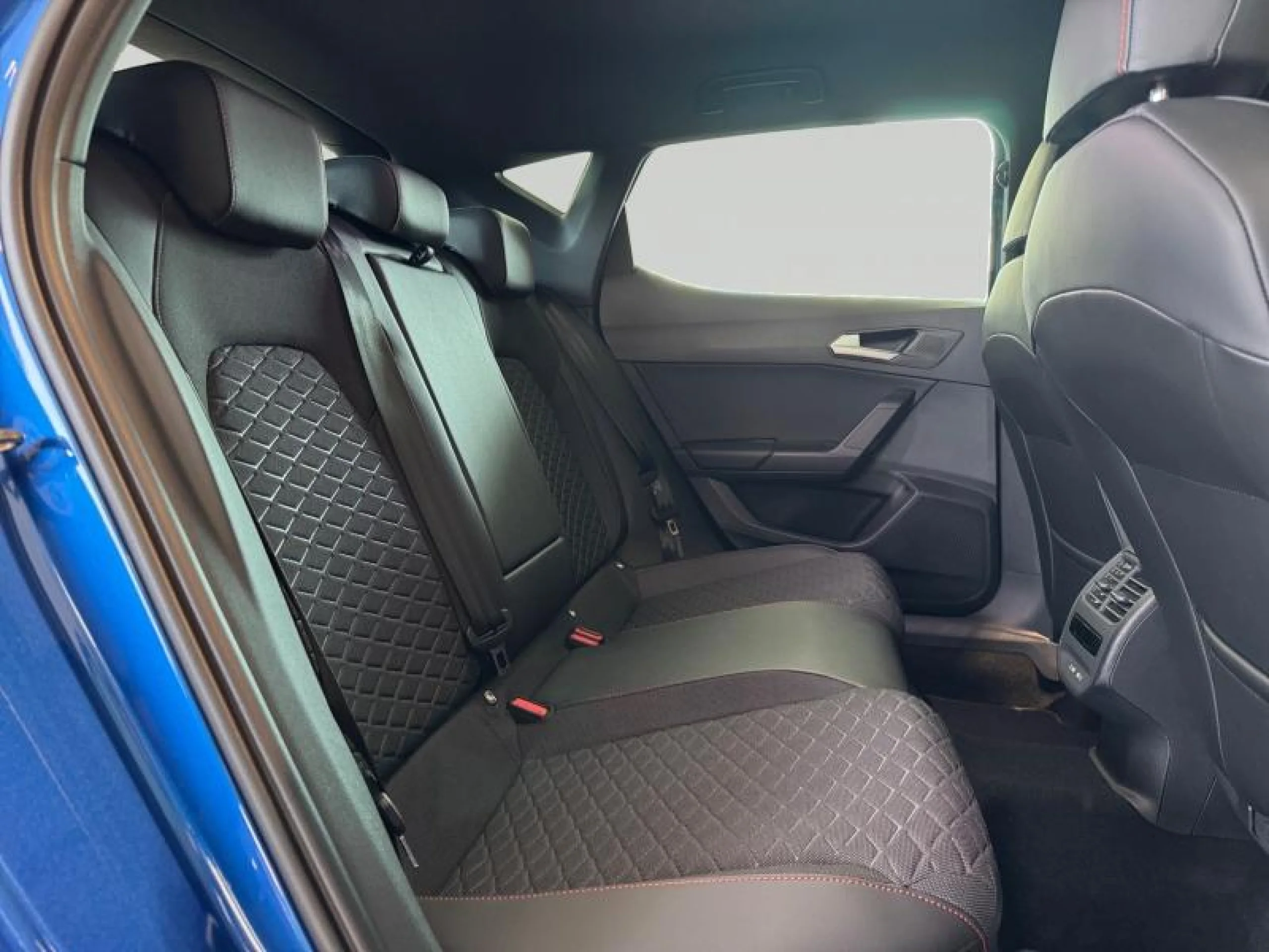 SEAT LEON 1.0 ETSI 81KW DSG 7 S&S FR XL ECO - Foto 6