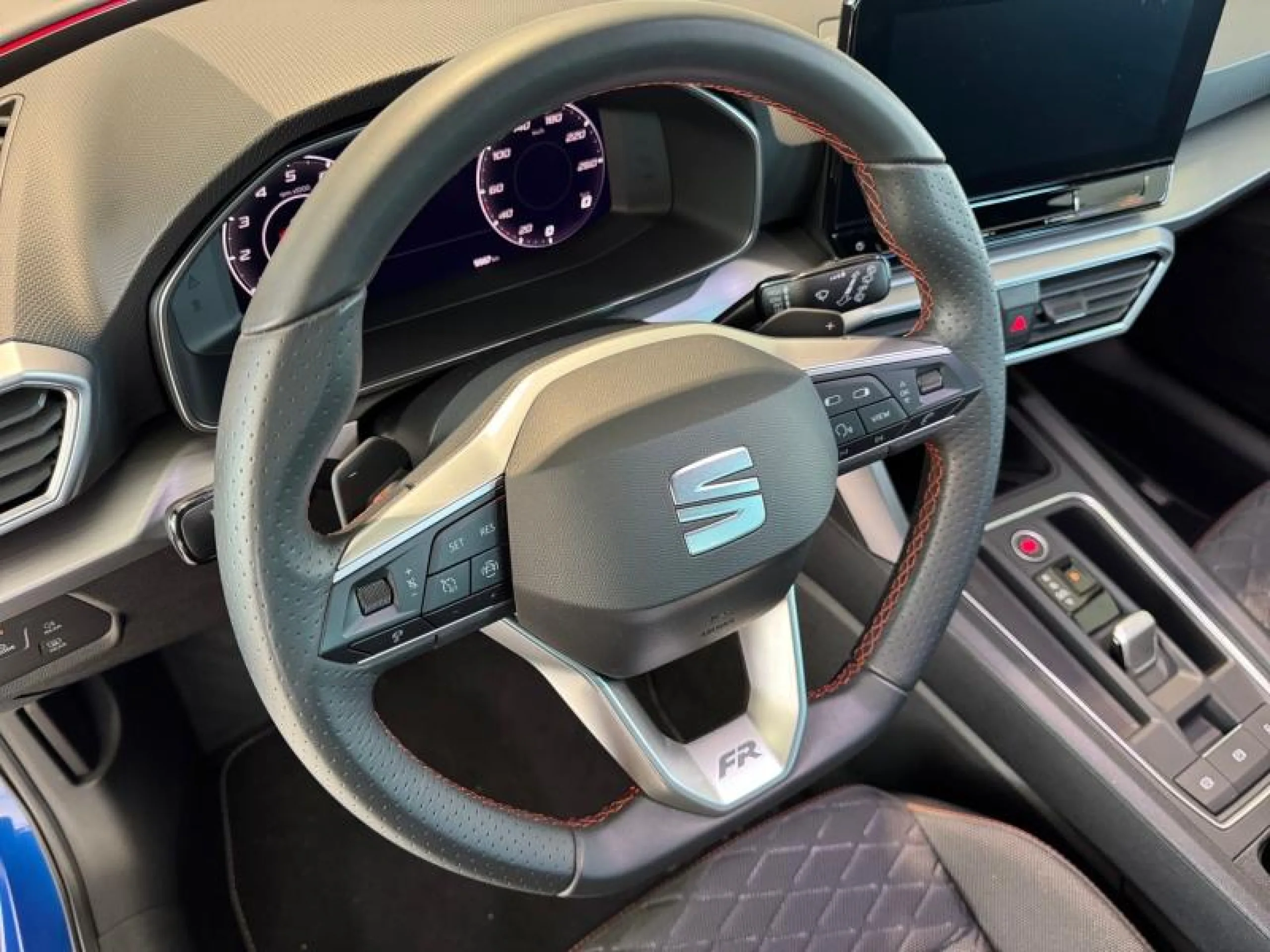 SEAT LEON 1.0 ETSI 81KW DSG 7 S&S FR XL ECO - Foto 9