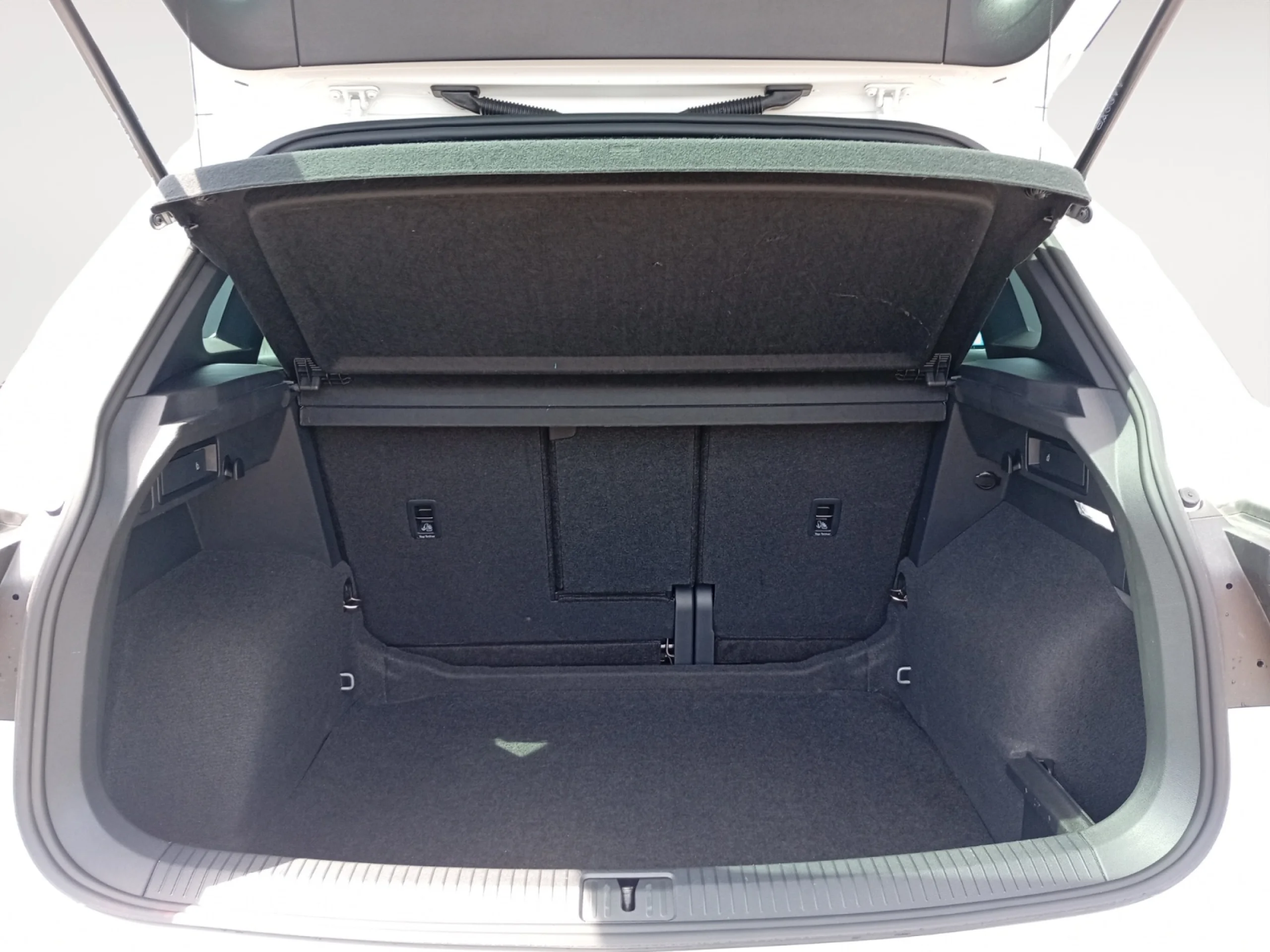 VOLKSWAGEN TIGUAN R LINE 2.0 TDI 110KW (150CV) - Foto 7