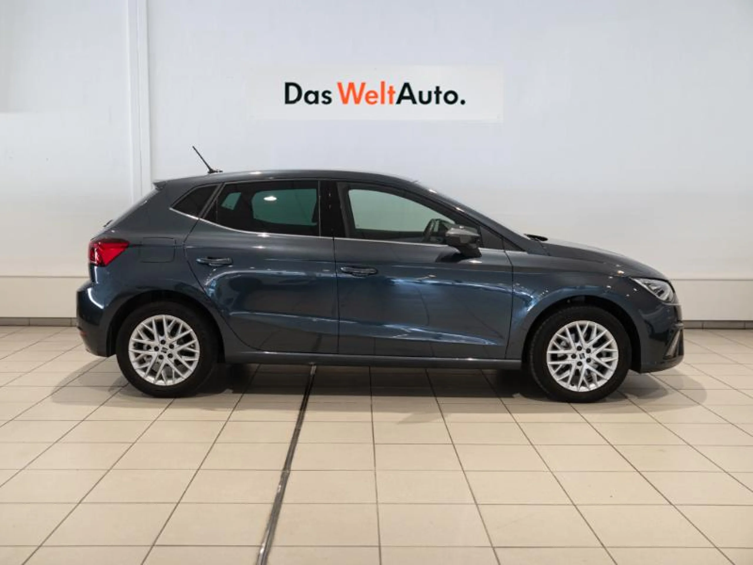 SEAT IBIZA 1.0 TSI 81KW (110CV) SPECIAL EDITION - Foto 3