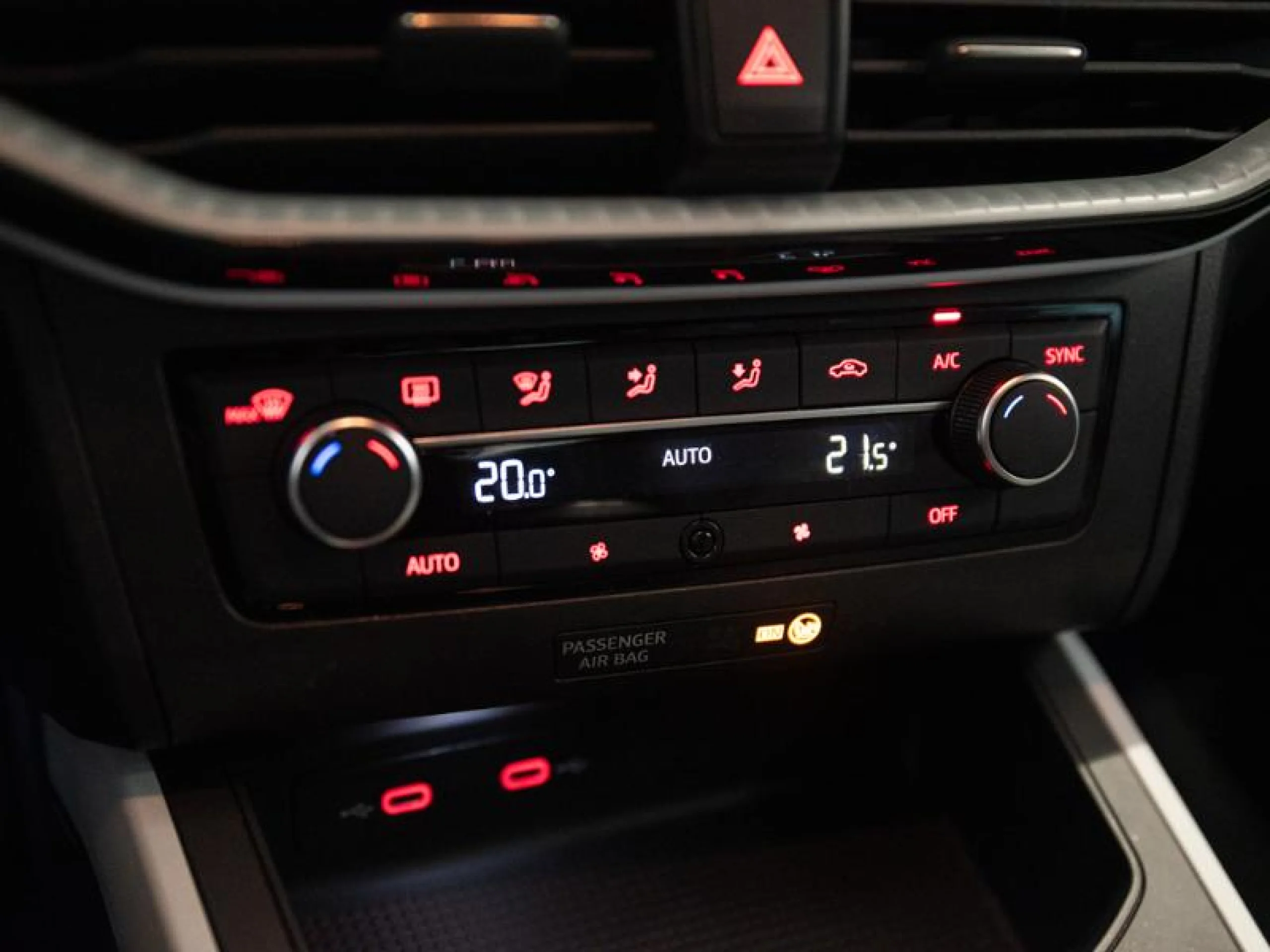 SEAT IBIZA 1.0 TSI 81KW (110CV) SPECIAL EDITION - Foto 14