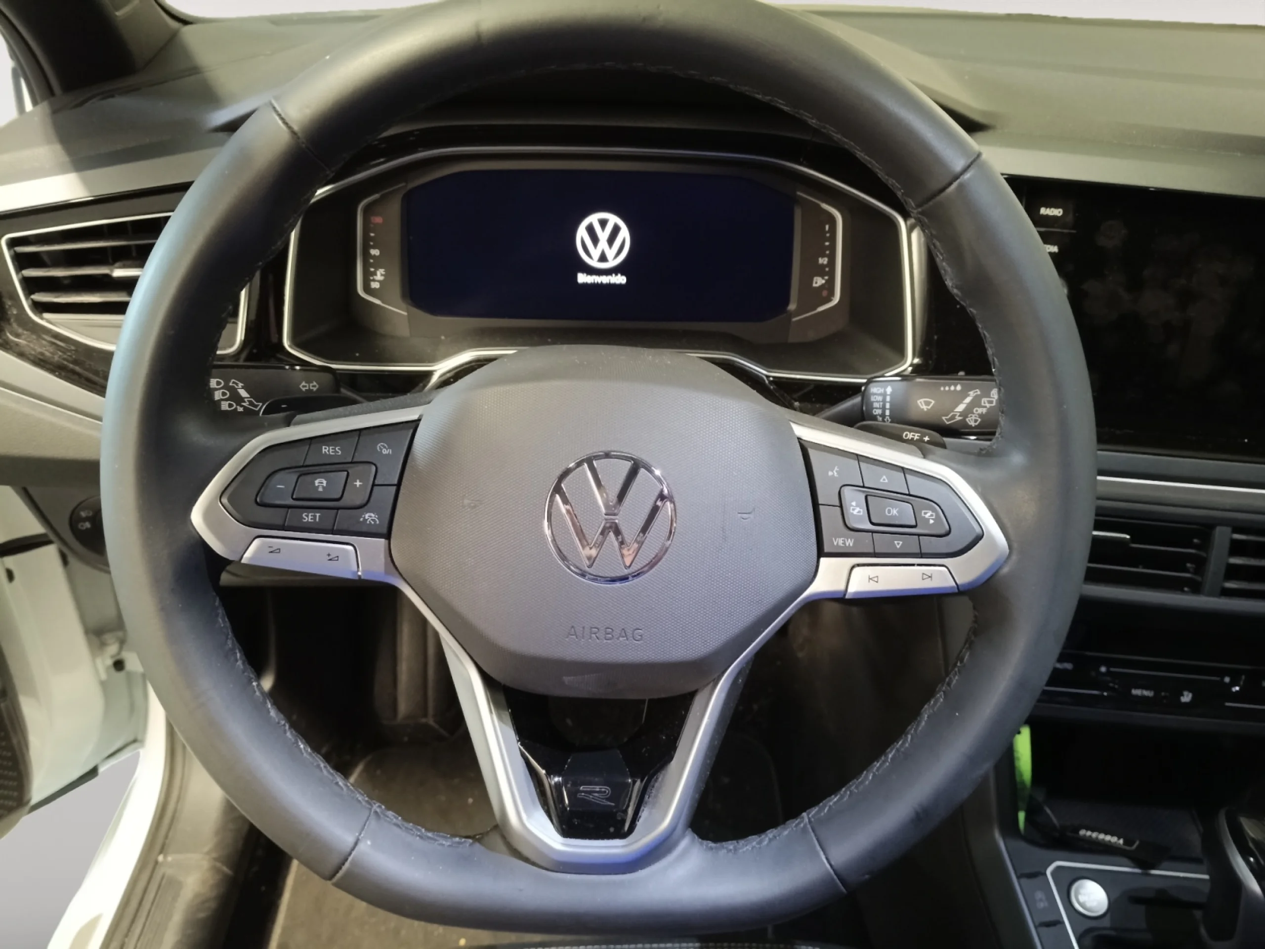 VOLKSWAGEN TAIGO R LINE 1.0 TSI 81KW (110CV) DSG - Foto 11