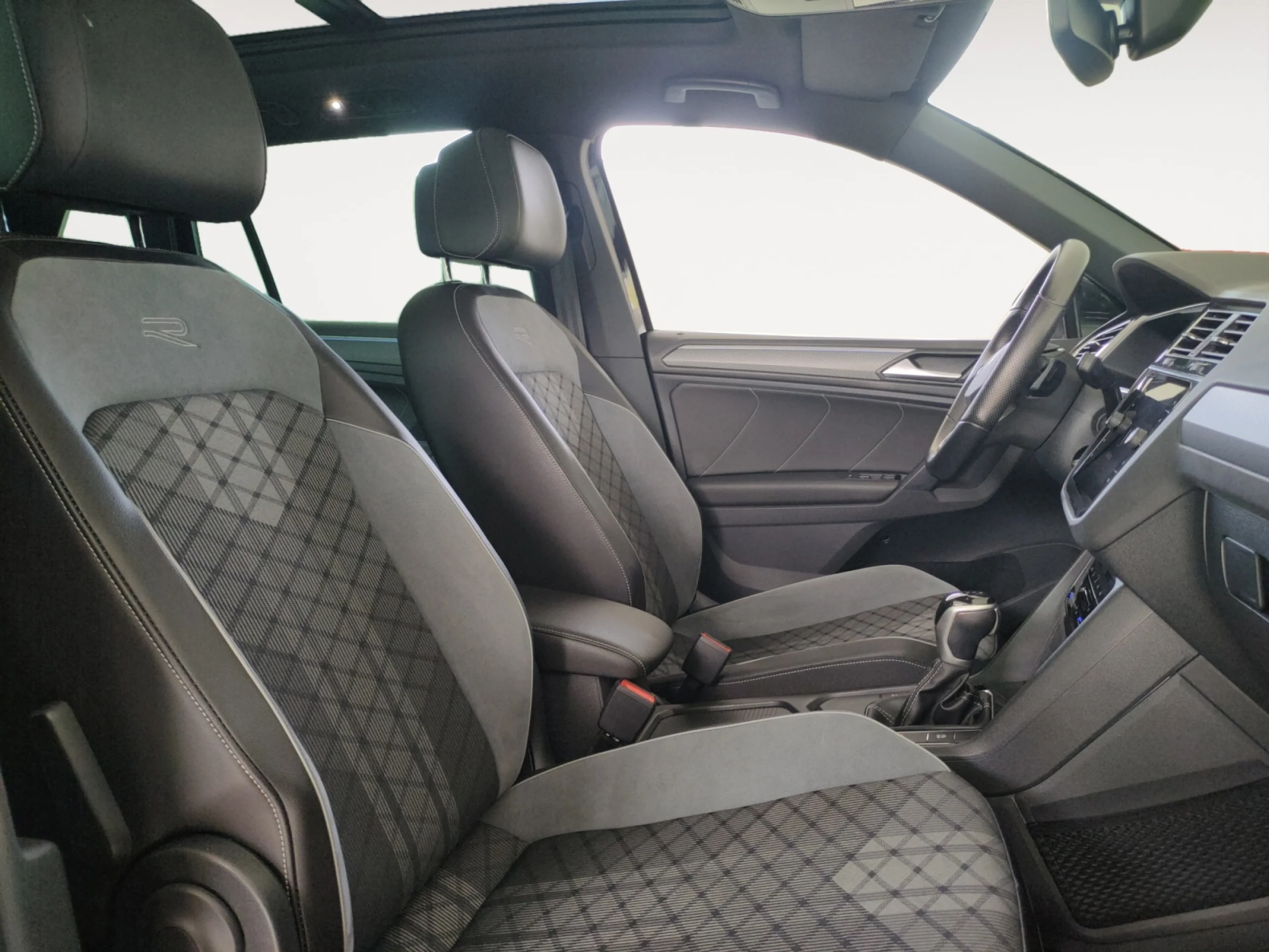 VOLKSWAGEN TIGUAN R LINE 2.0 TDI 110KW (150CV) DSG - Foto 5