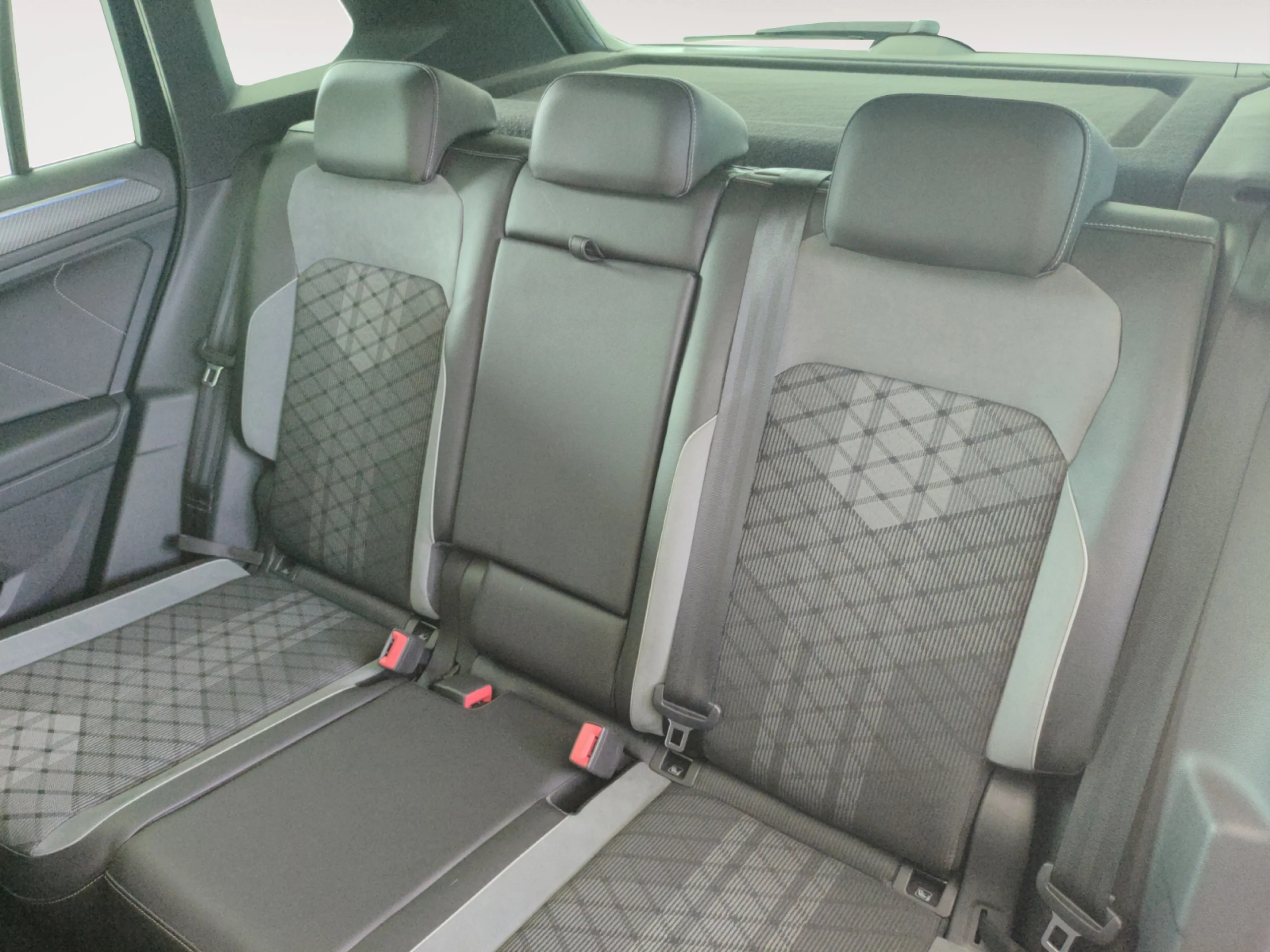 VOLKSWAGEN TIGUAN R LINE 2.0 TDI 110KW (150CV) DSG - Foto 6