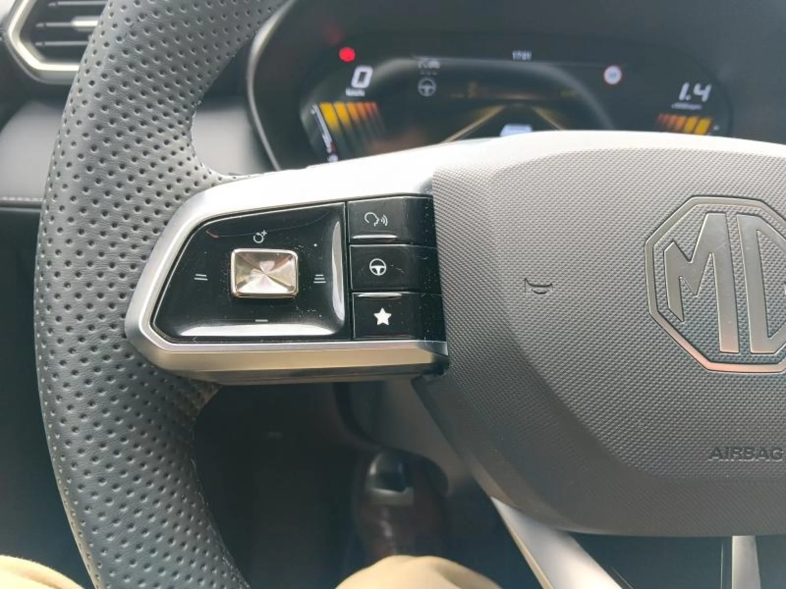 MG Zs LUXURY - Foto 12