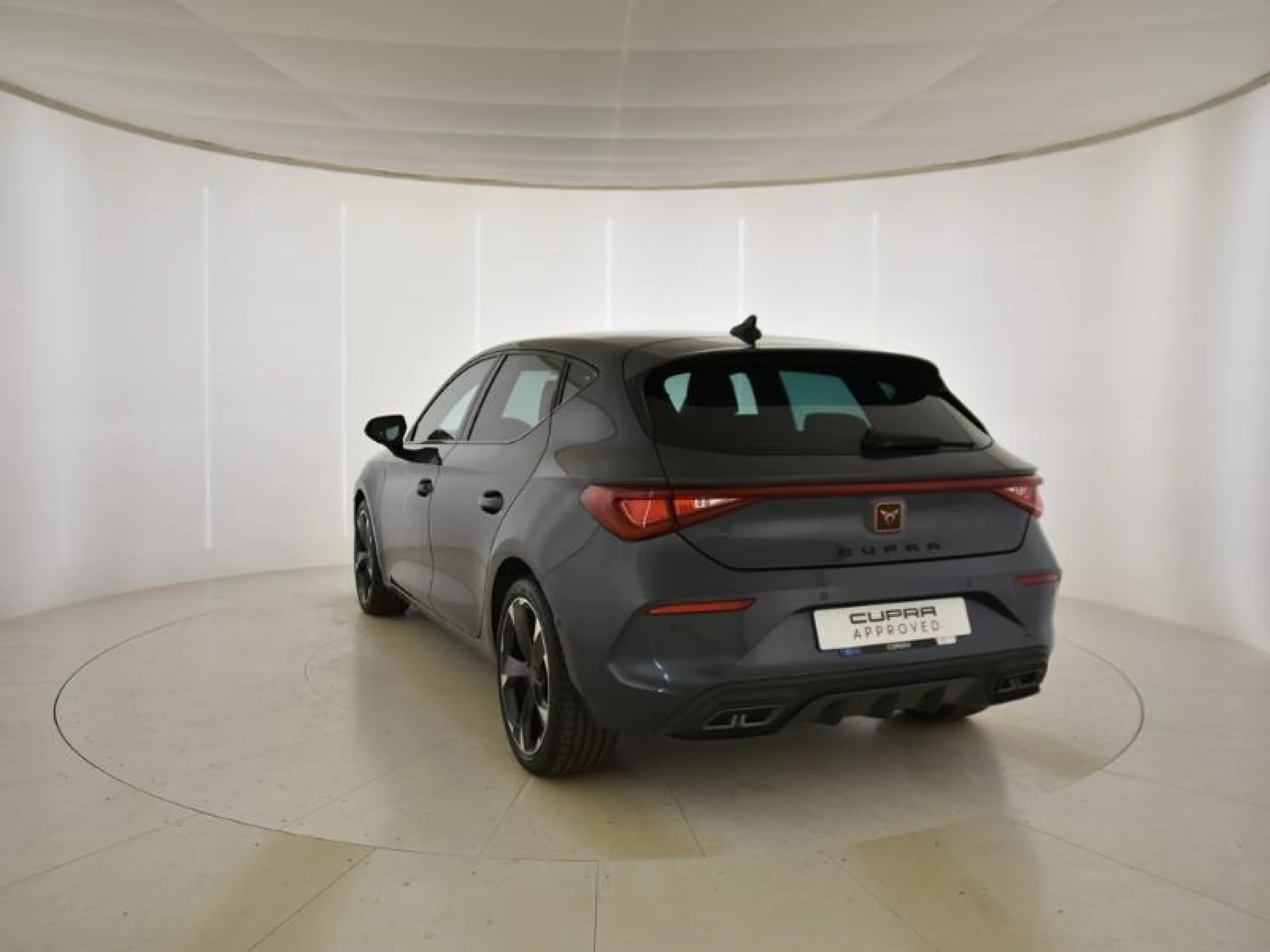 CUPRA LEON 1.5 ETSI 110KW 150CV) DSG - Foto 2