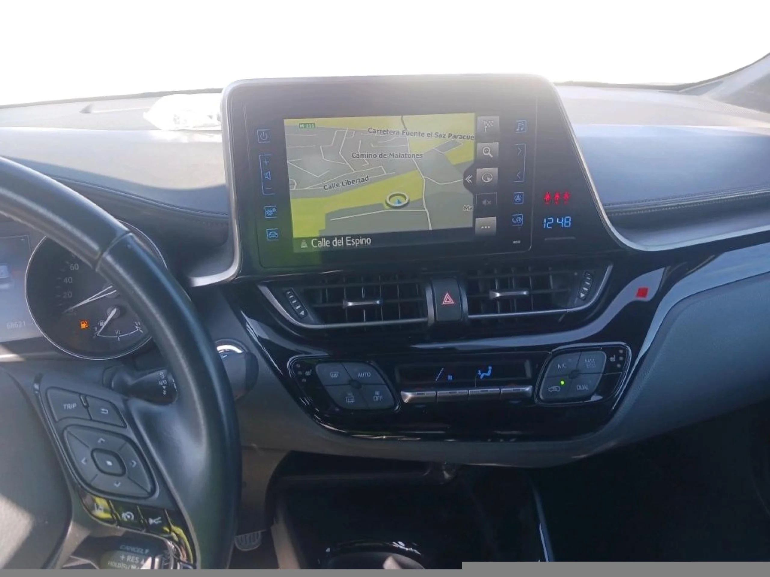 TOYOTA C HR 1.8 125H ADVANCE - Foto 8