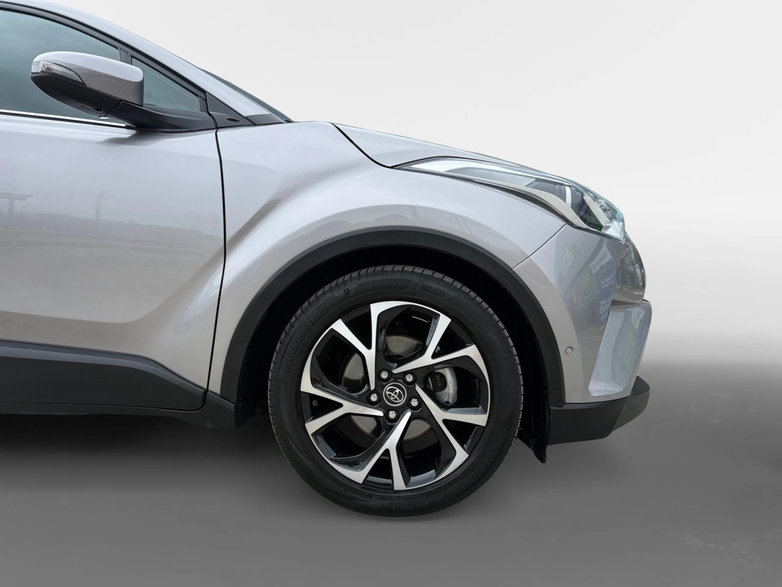 TOYOTA C HR 1.8 125H ADVANCE - Foto 8