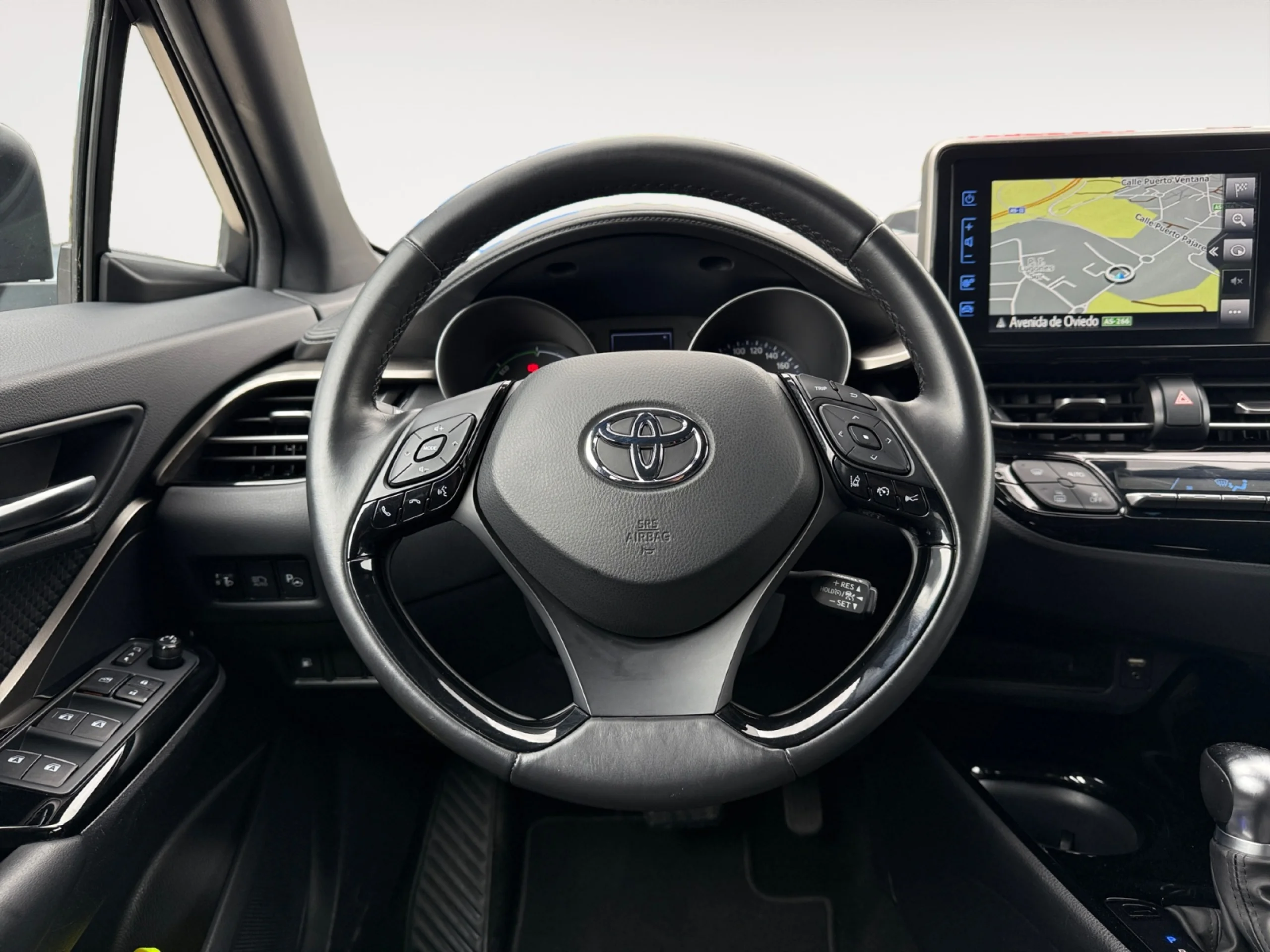 TOYOTA C HR 1.8 125H ADVANCE - Foto 11
