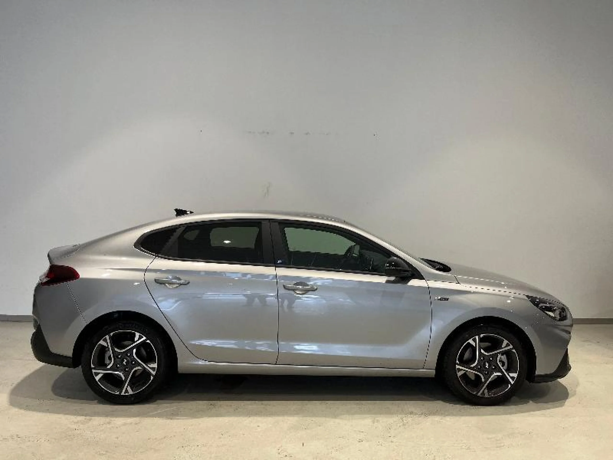 HYUNDAI I30 1.0 TGDI N LINE FASTBACK - Foto 3