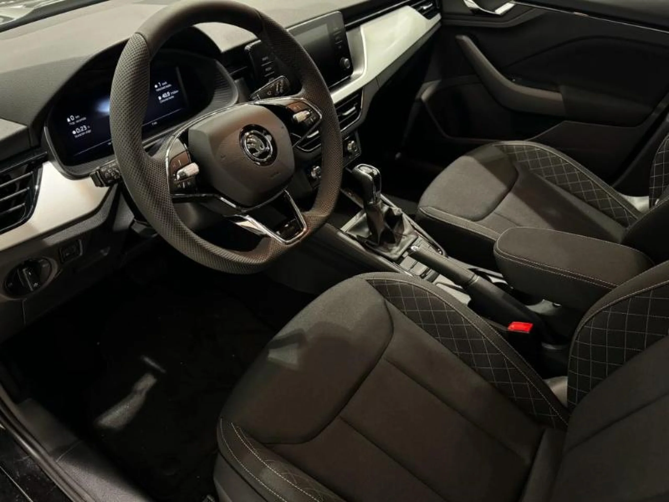 SKODA KAMIQ 1.0 TSI 81KW (110CV) DSG AMBITION - Foto 11