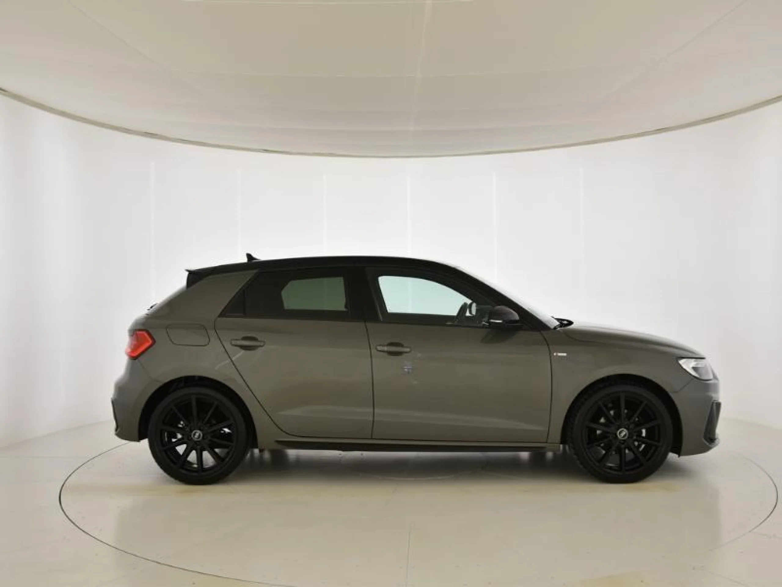AUDI A1 SPORTBACK S LINE 35 TFSI 110KW S TRONIC - Foto 3