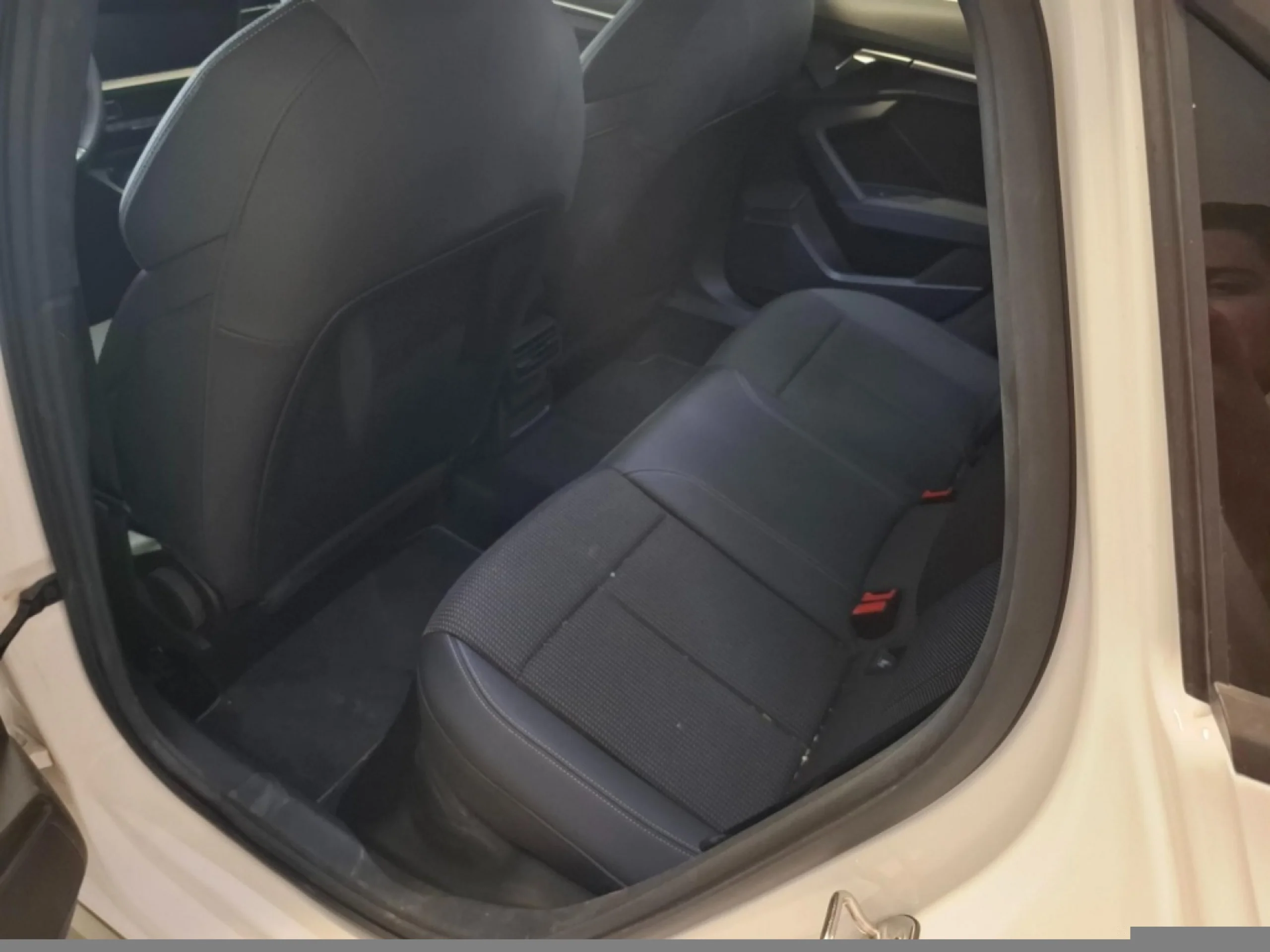 AUDI A3 SEDAN GENUINE ED 35 TDI 110KW S TRONIC - Foto 6