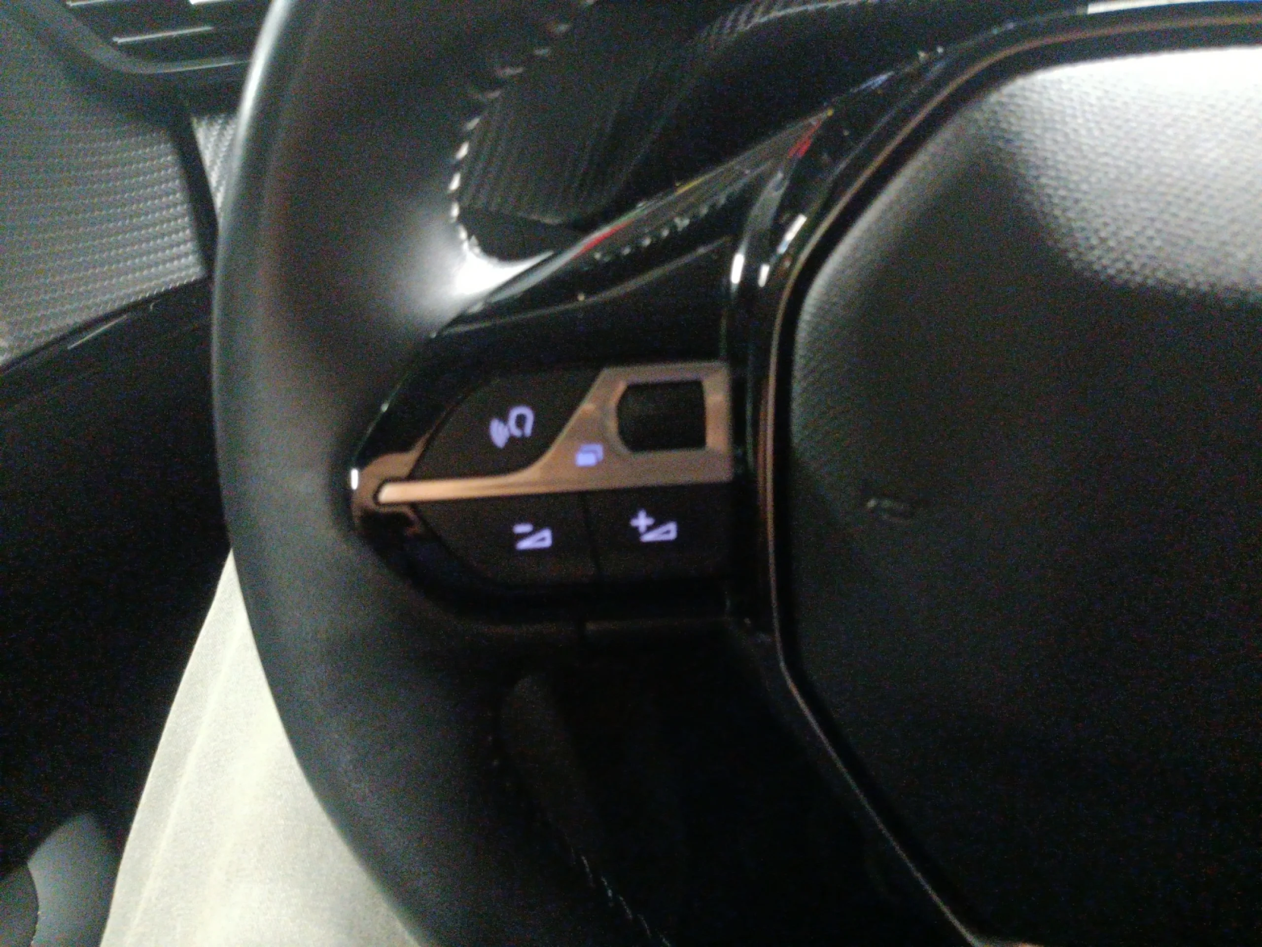 PEUGEOT 208 BLUEHDI 73KW (100CV) ALLURE PACK - Foto 11