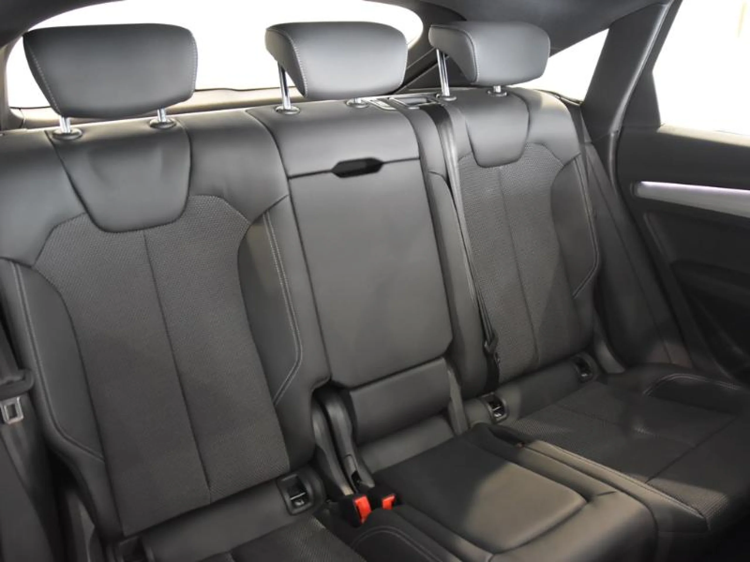 AUDI Q5 SPORTBACK BLACK LINE 40 TDI 150KW QUATTRO ULTRA - Foto 6