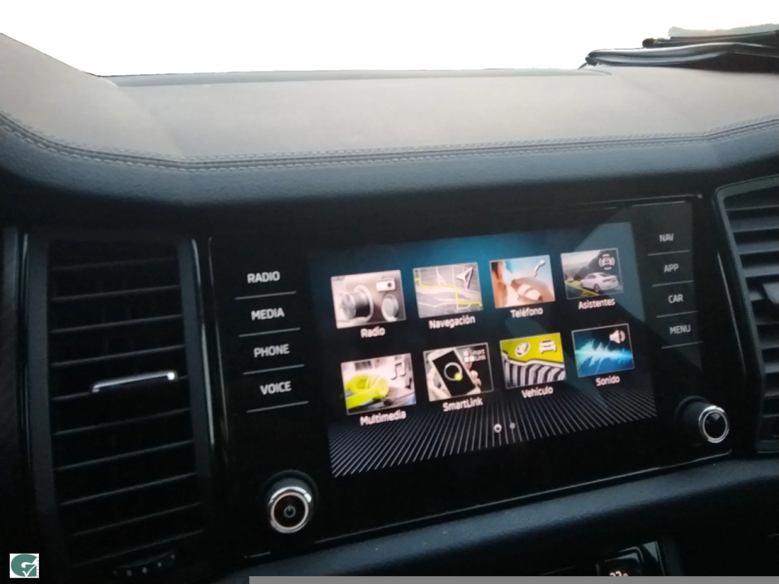 SKODA KODIAQ 2.0 TDI 110KW (150CV) DSG 4X4 SPORTLINE - Foto 5