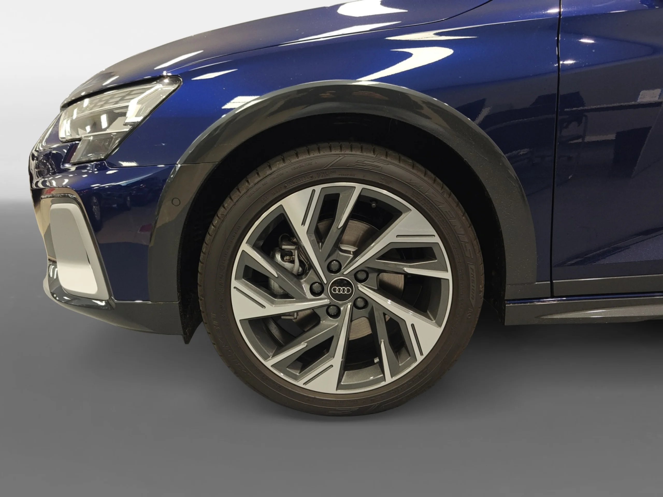 AUDI A3 ALLSTREET ADVANCED 35 TFSI 110KW S TRONI - Foto 8