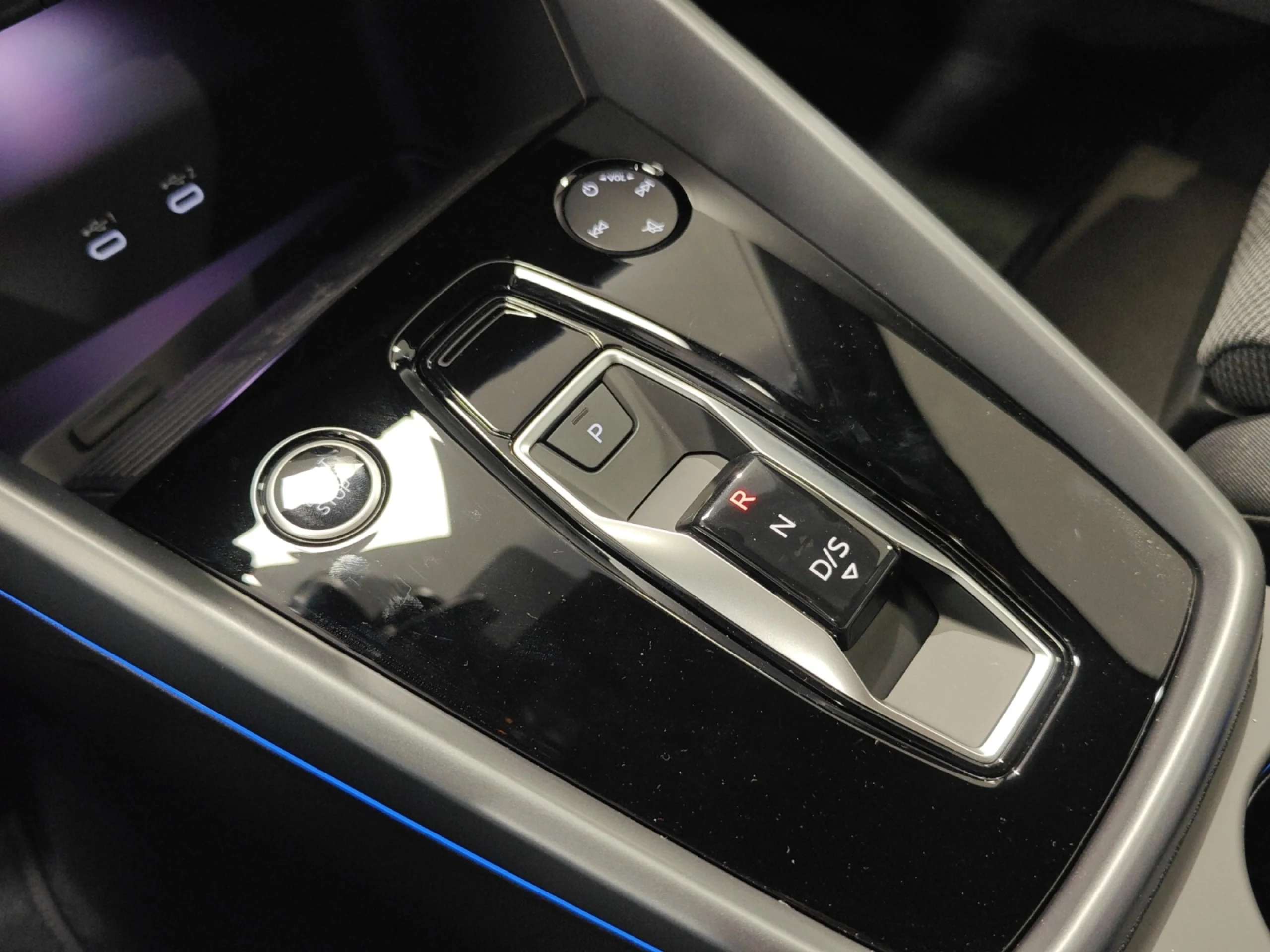 AUDI A3 ALLSTREET ADVANCED 35 TFSI 110KW S TRONI - Foto 17