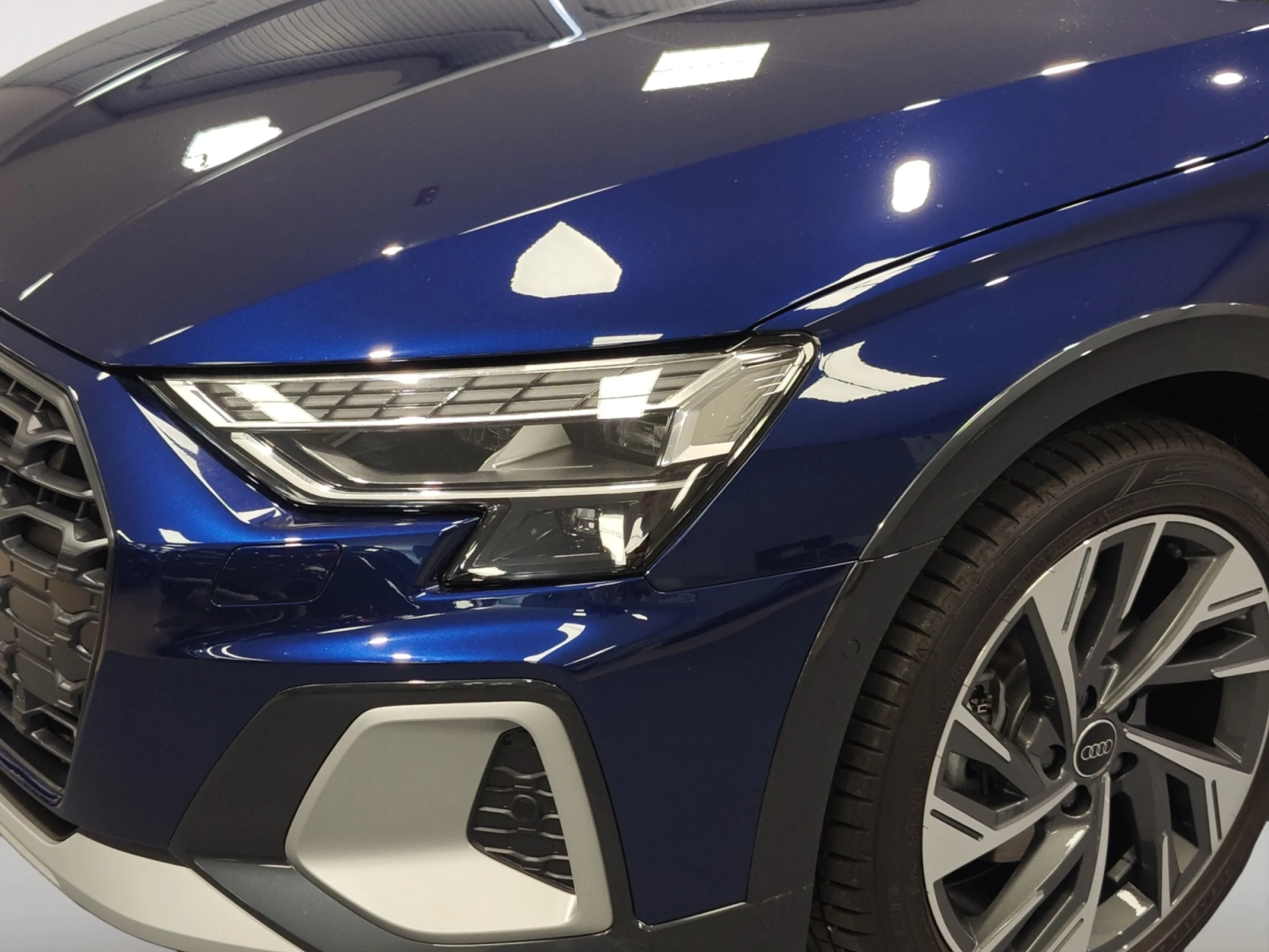 AUDI A3 ALLSTREET ADVANCED 35 TFSI 110KW S TRONI - Foto 22