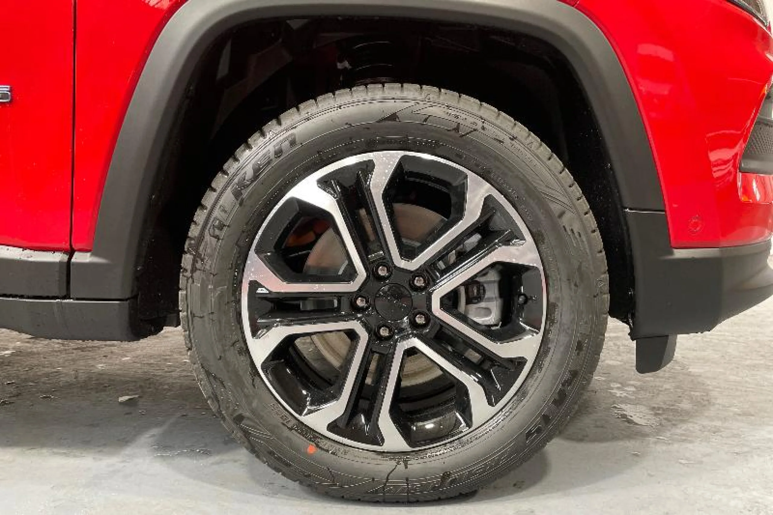 JEEP COMPASS 4XE 1.3 PHEV 140KW(190CV) LIMITED AT AWD - Foto 8