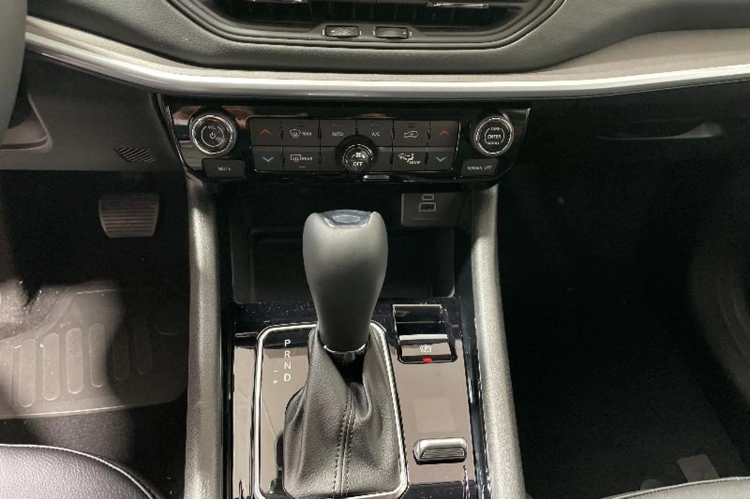 JEEP COMPASS 4XE 1.3 PHEV 140KW(190CV) LIMITED AT AWD - Foto 12