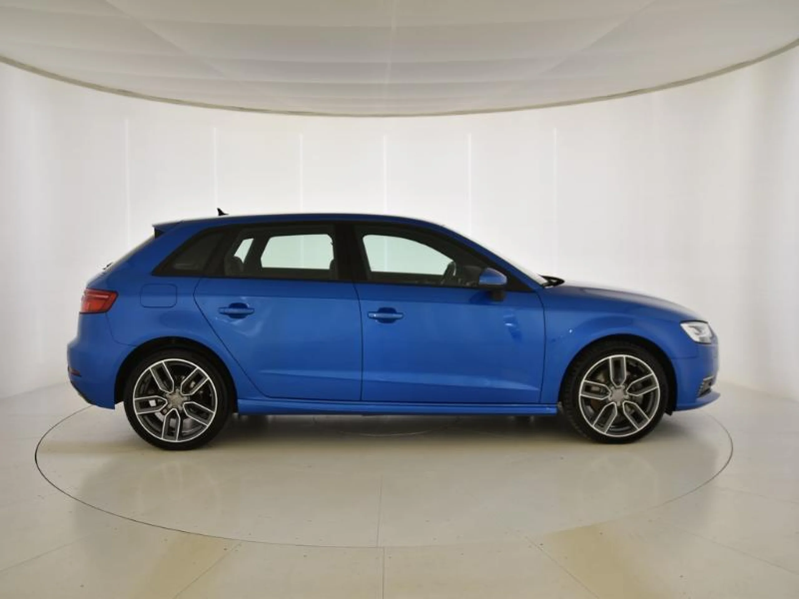 AUDI A3 SPORTBACK S LINE 40 E TRON 150KW S TRON - Foto 3