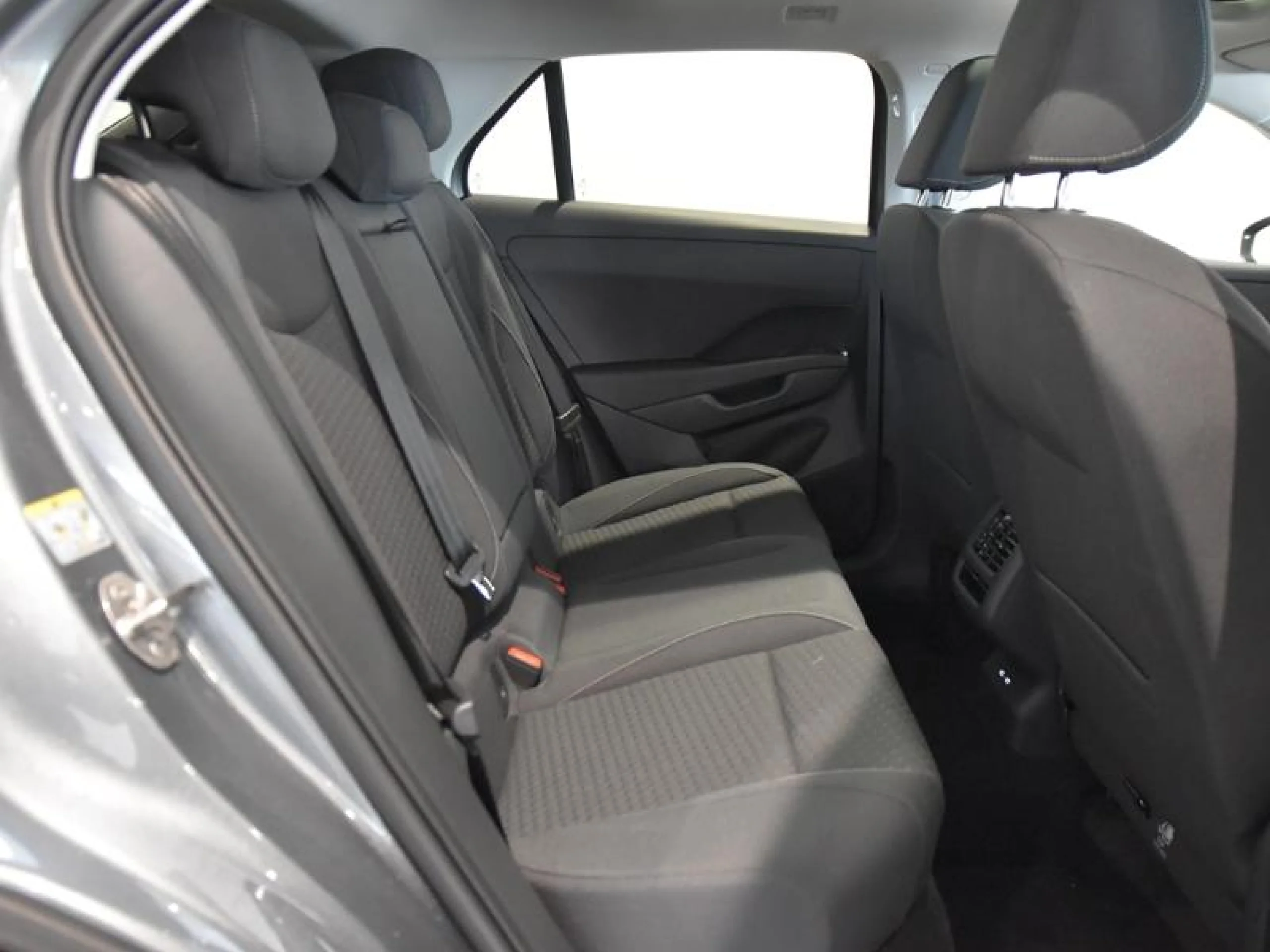 VOLKSWAGEN T ROC T ROC MÁS 1.5 ETSI 110 KW (150 CV)  AUTOMÁTICO DSG 7 VEL. - Foto 7