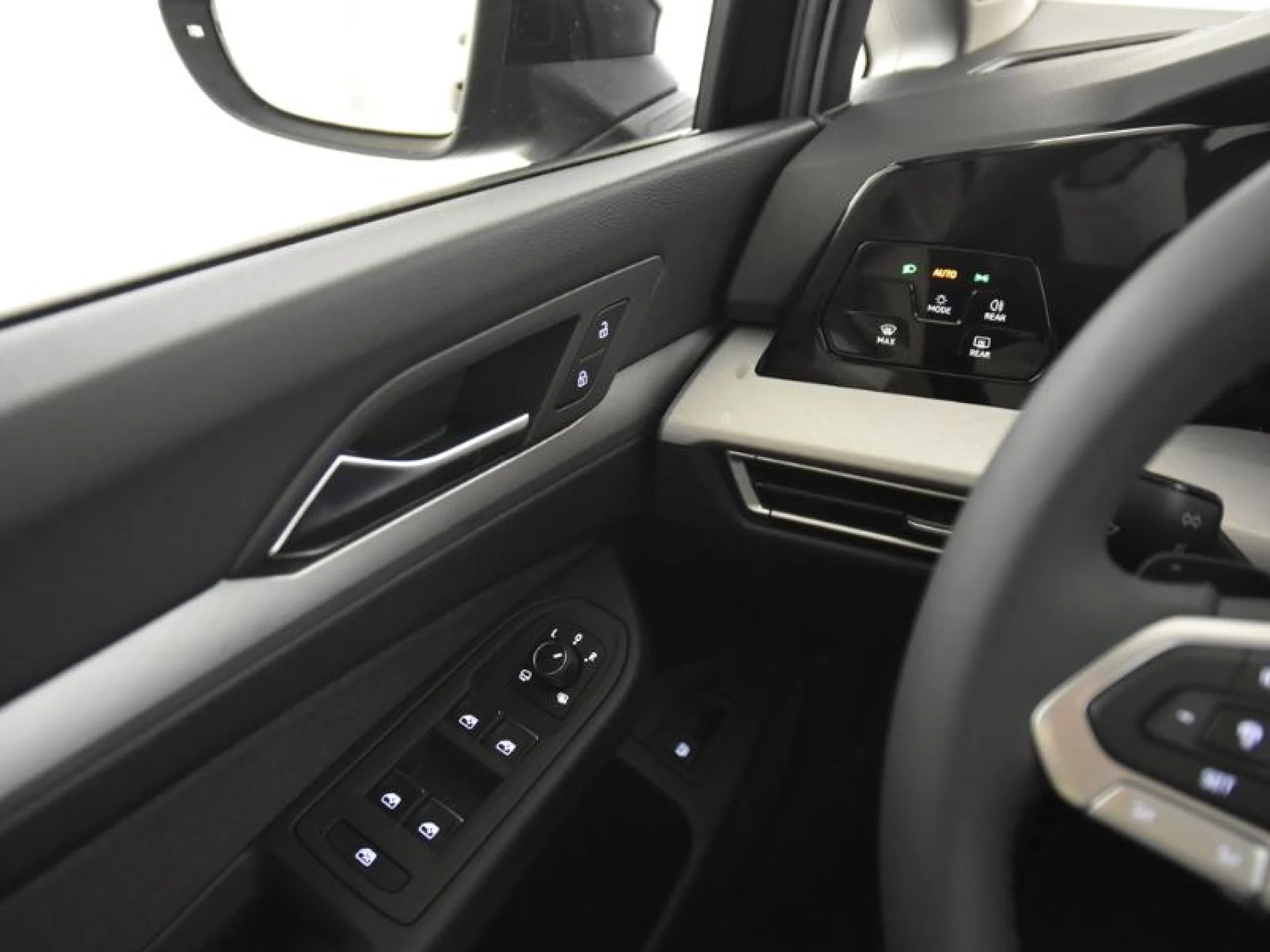 VOLKSWAGEN GOLF GOLF MATCH 1.5 TSI EHYBRID 110 KW (150 CV) / 85 KW (115 CV)  AUTOM TICO DSG 6 VEL. - Foto 17