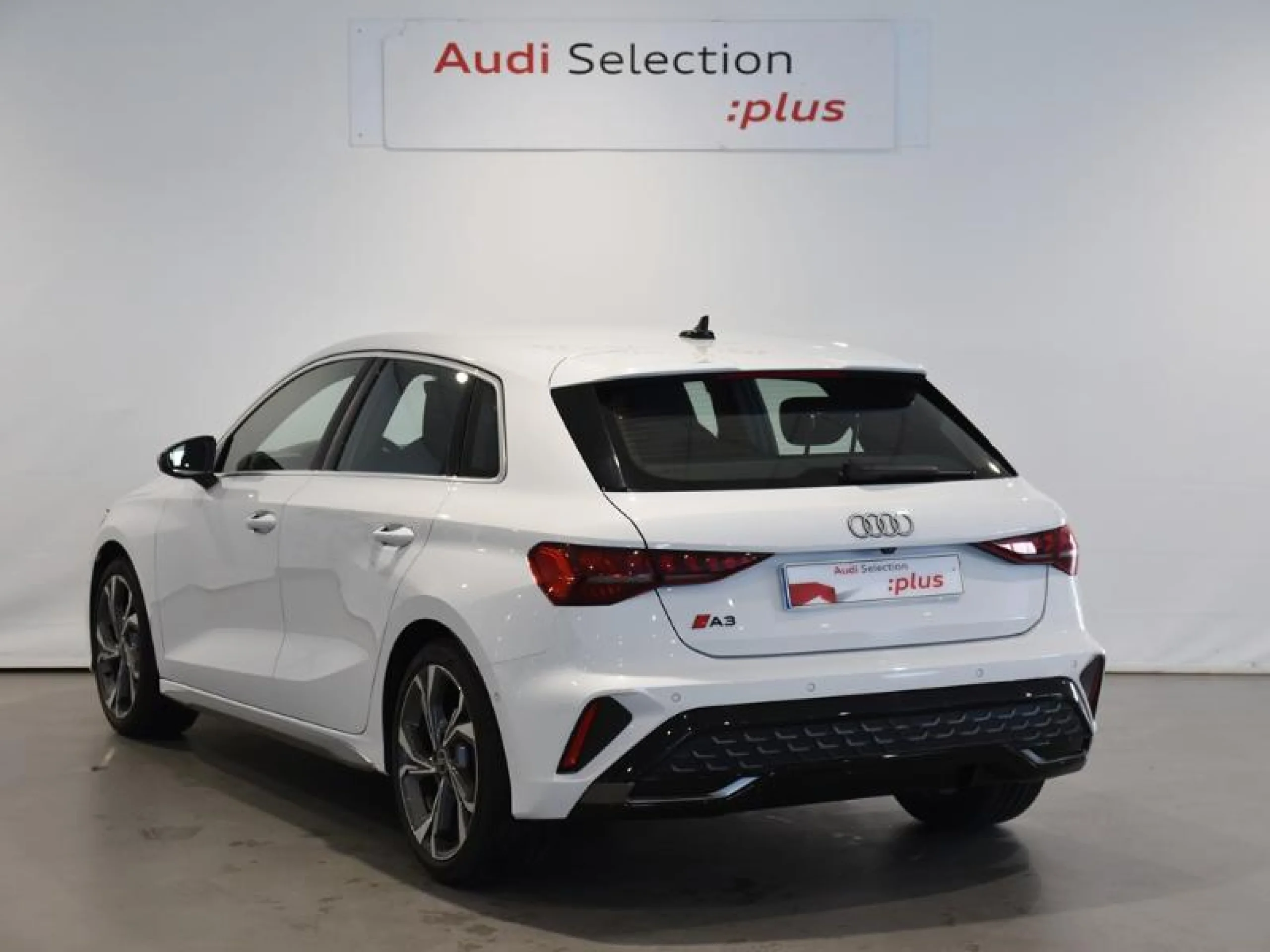AUDI A3 SPORTBACK S LINE 35 TFSI 110KW S TRONIC - Foto 2