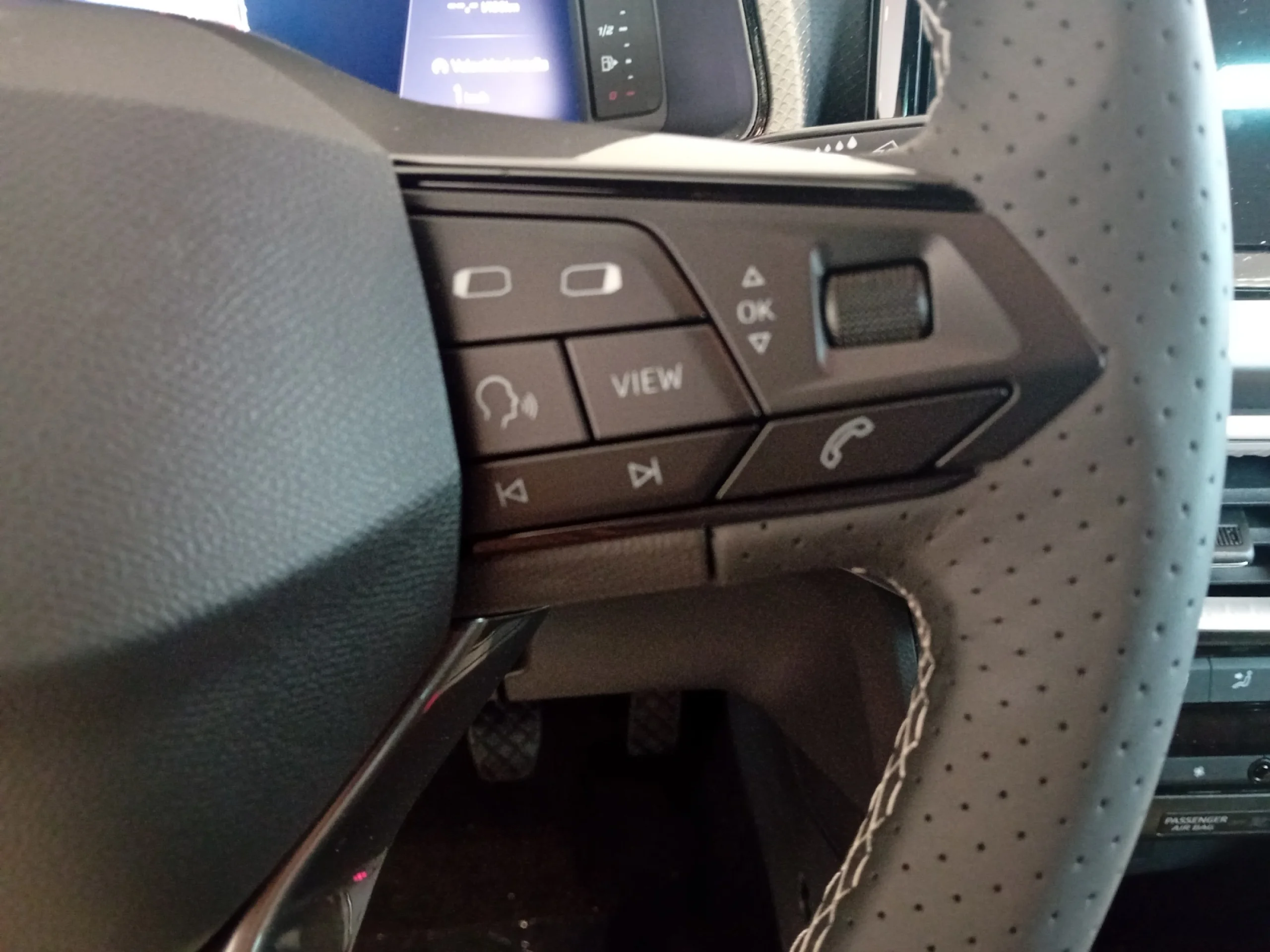 SEAT IBIZA 1.0 TSI 85KW (115CV) START&STOP FR+ - Foto 10