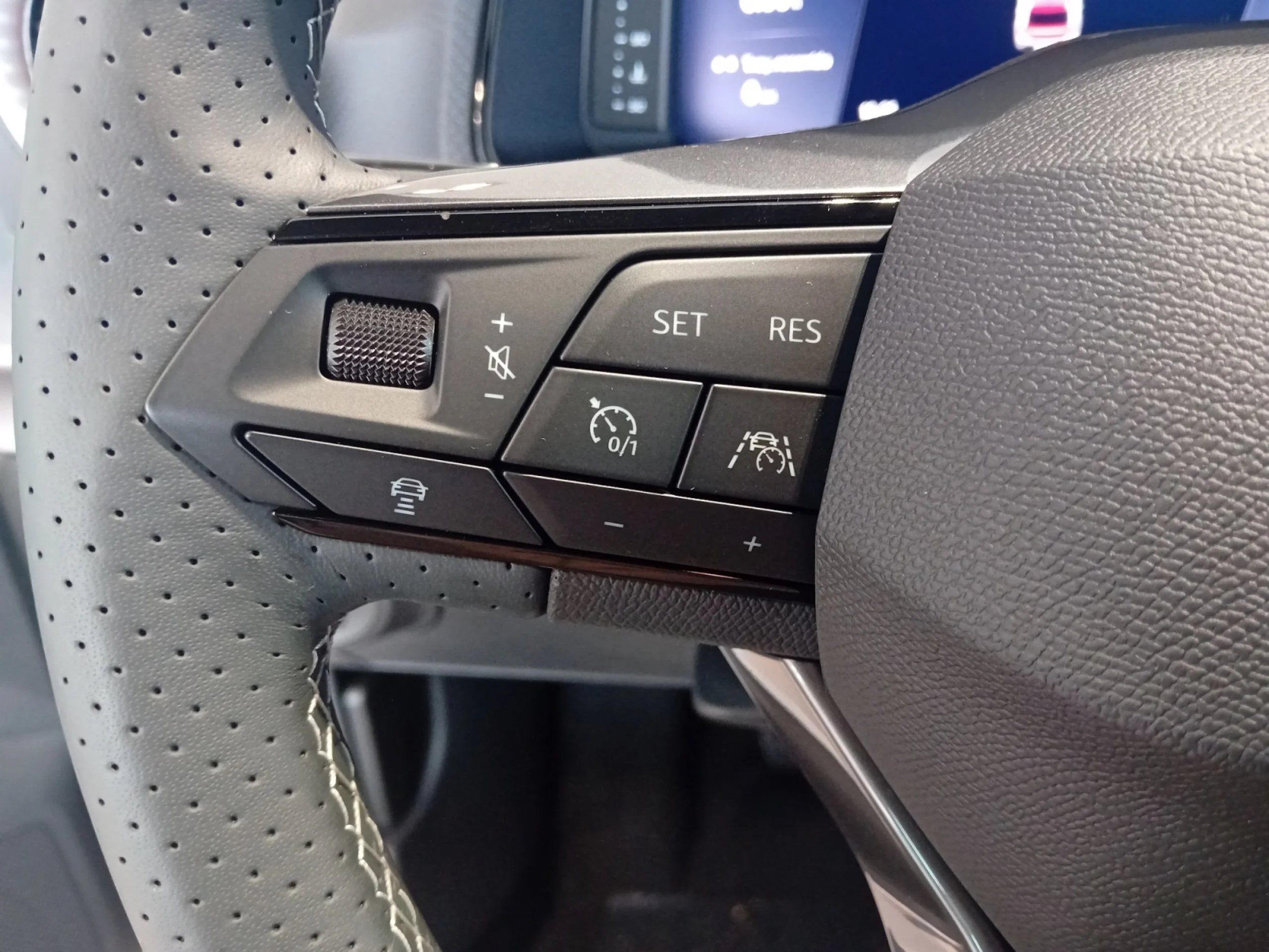 SEAT IBIZA 1.0 TSI 85KW (115CV) START&STOP FR+ - Foto 11