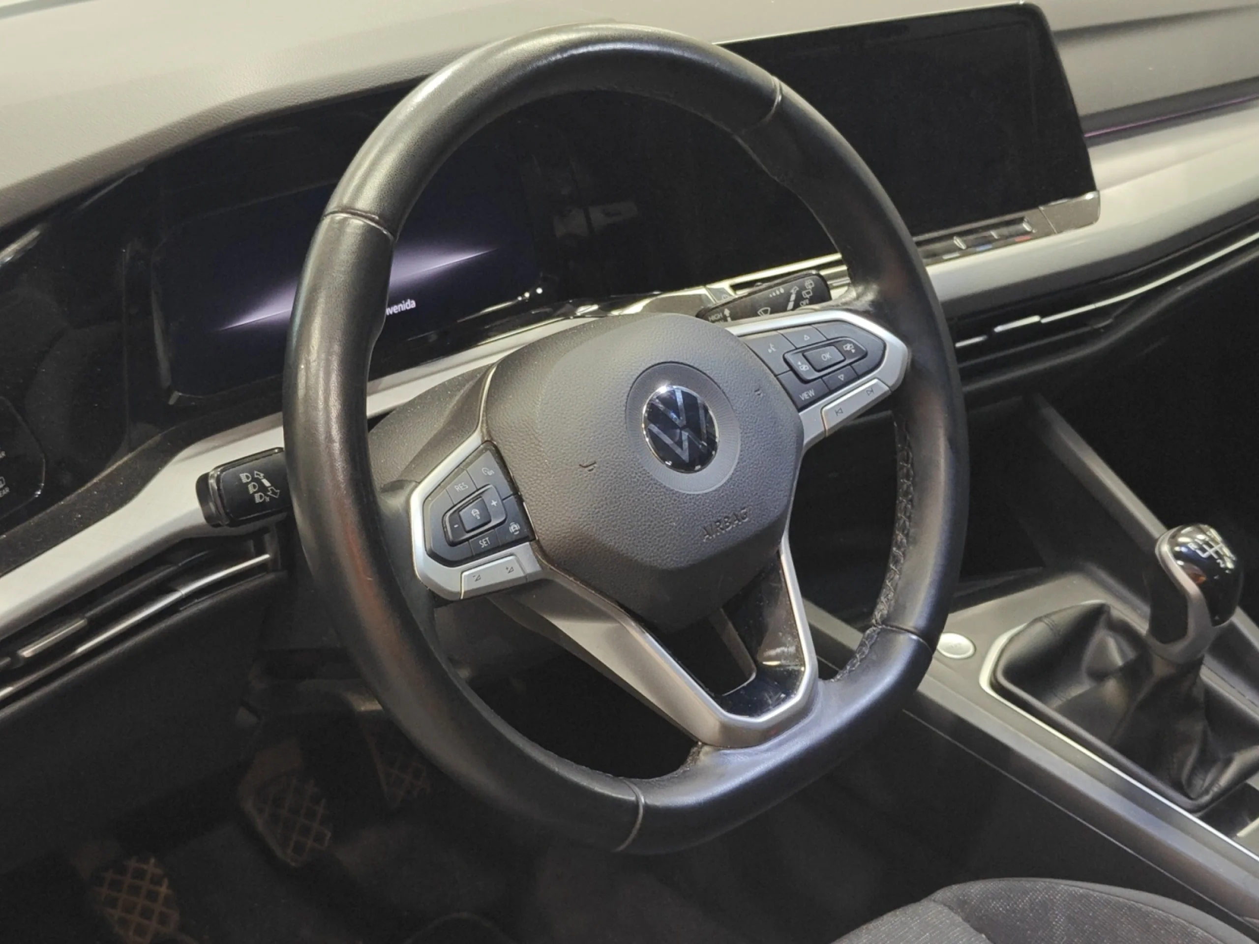 VOLKSWAGEN GOLF LIFE 2.0 TDI 85KW (115CV) - Foto 9