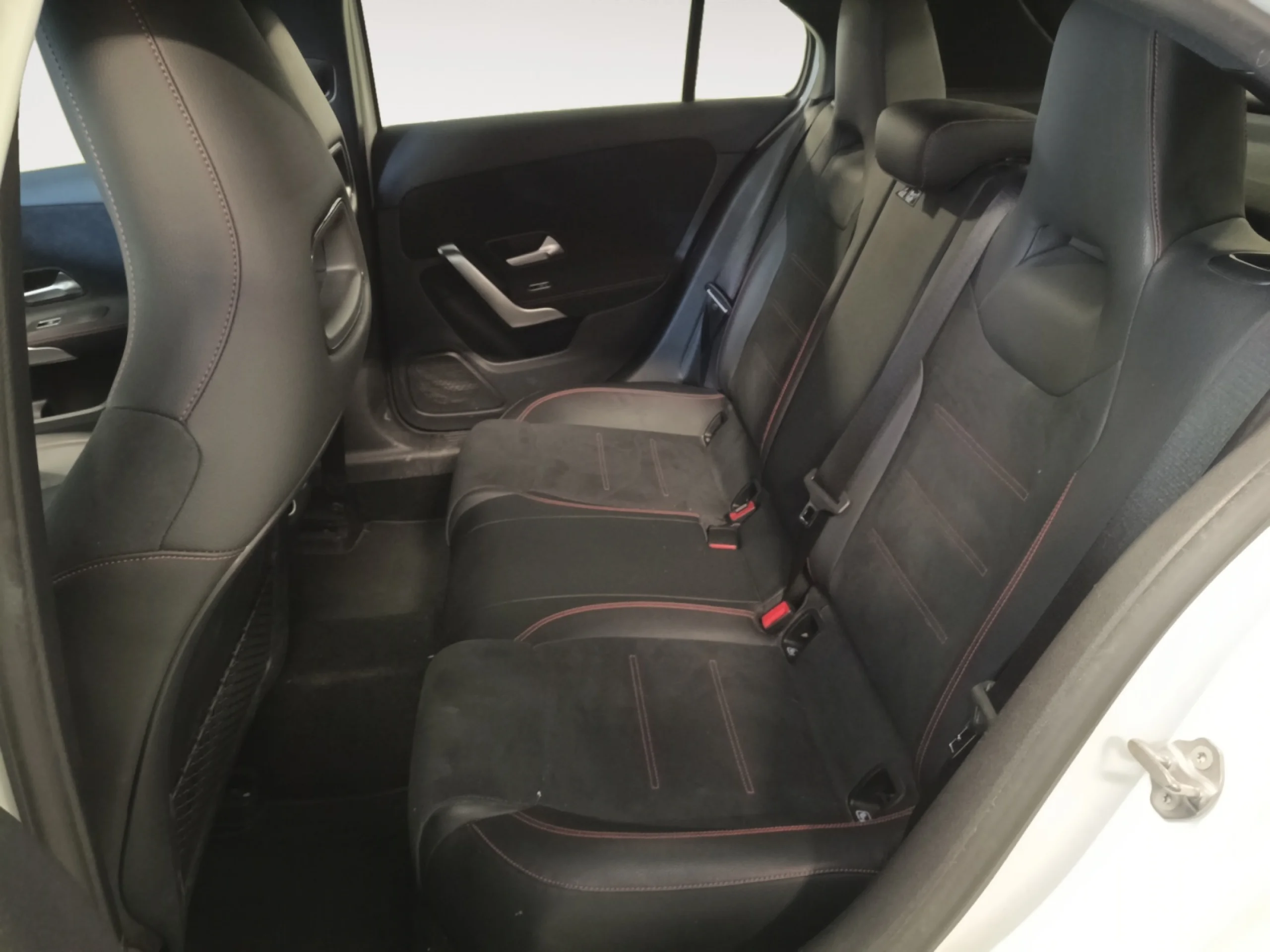 MERCEDES-BENZ CLASE A A 200 D - Foto 6