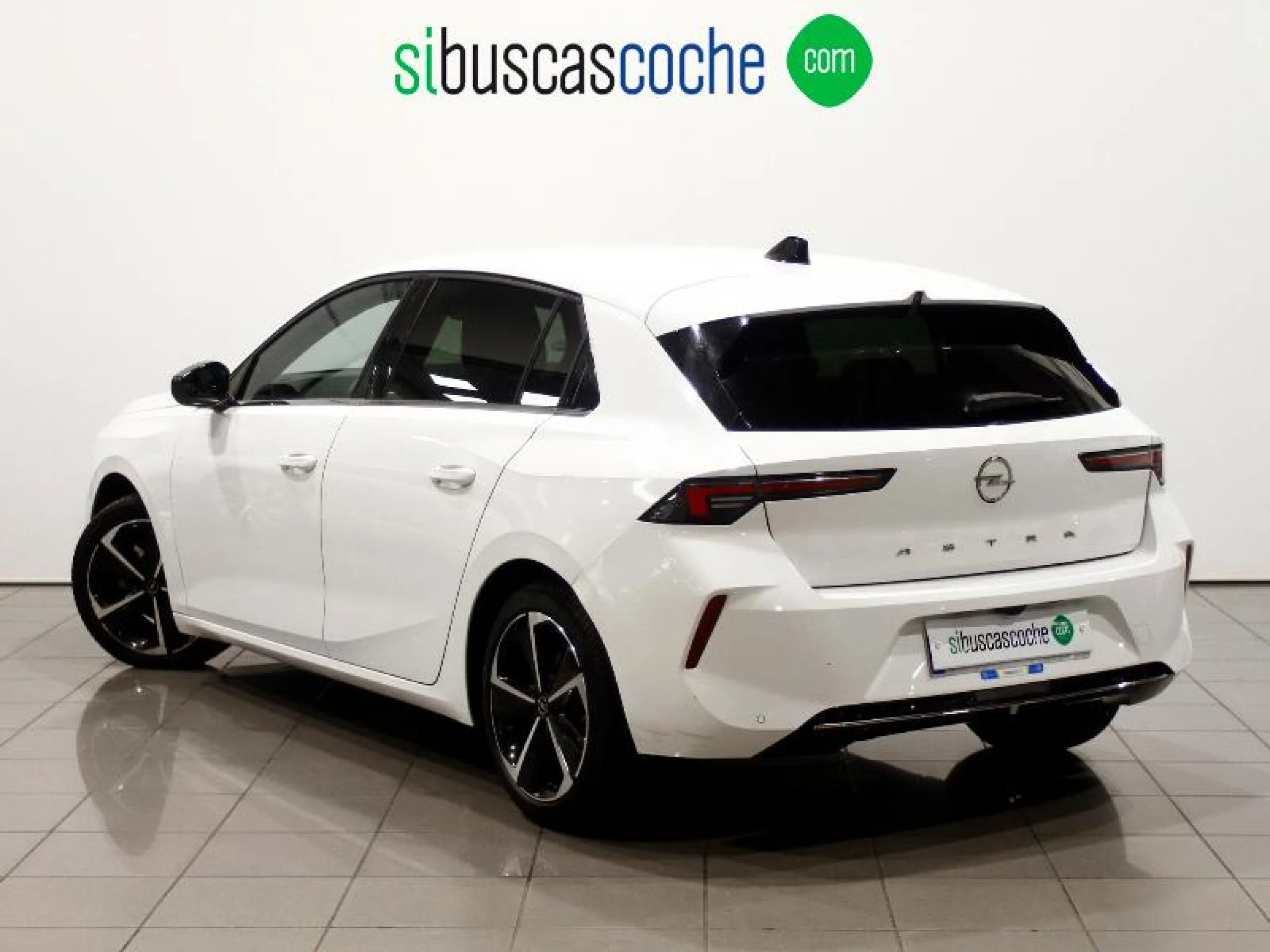OPEL ASTRA 1.2T XHT 96KW (130CV) ELEGANCE - Foto 2