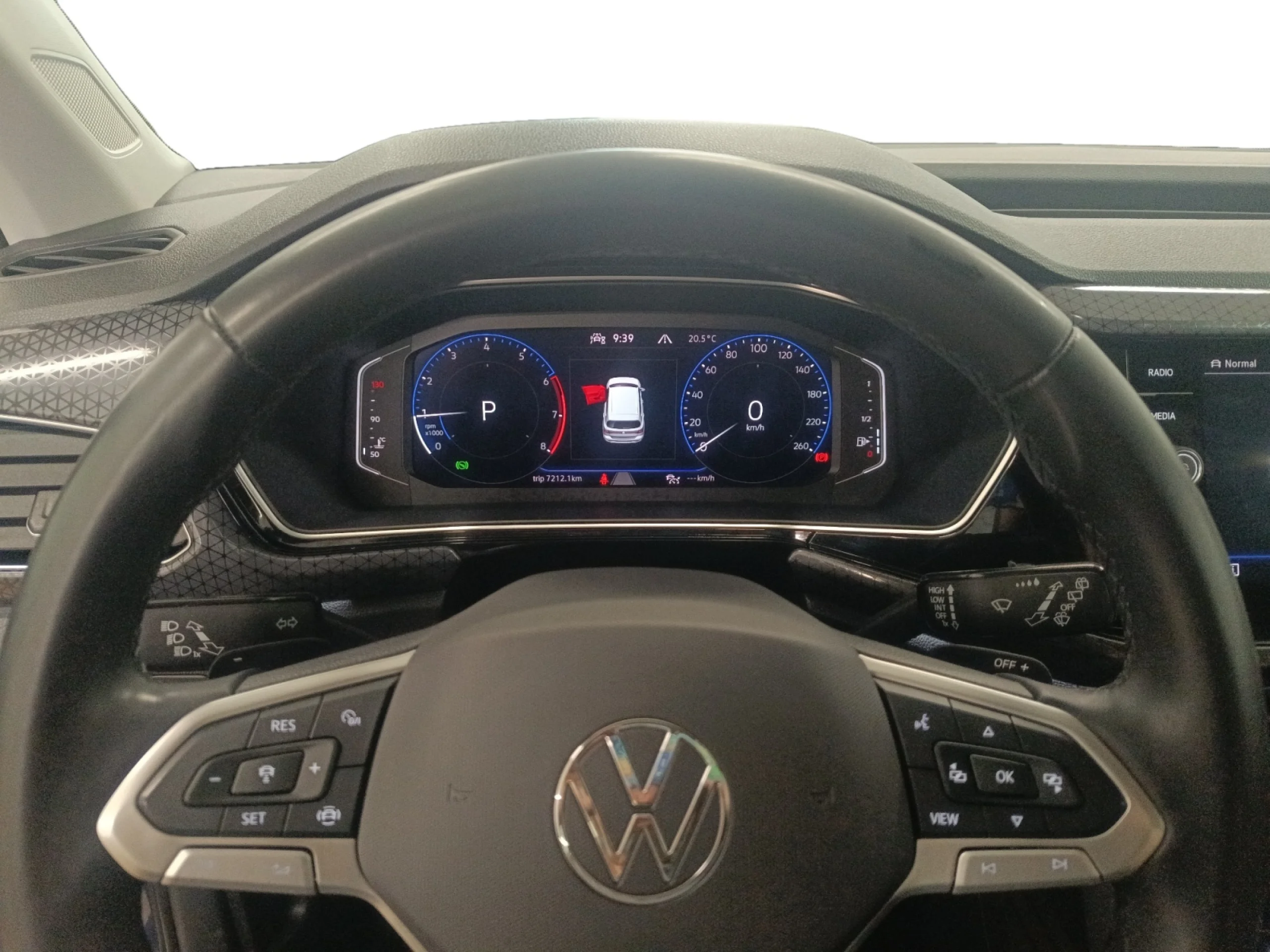 VOLKSWAGEN T CROSS SPORT 1.0 TSI 81KW (110CV) DSG - Foto 9