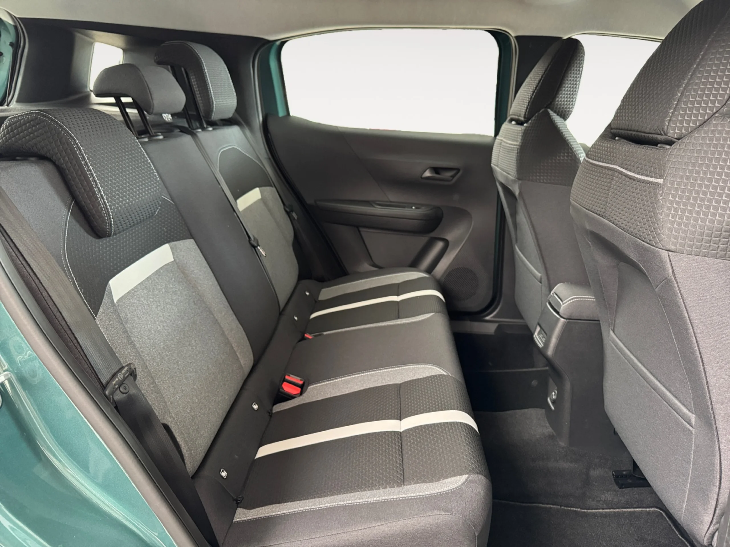 OPEL FRONTERA 1.2T XHT HYBRID EDCT6 81KW EDITION - Foto 6