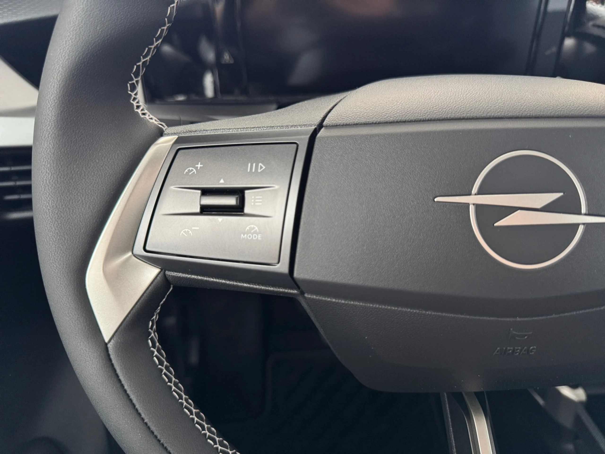 OPEL FRONTERA 1.2T XHT HYBRID EDCT6 81KW EDITION - Foto 12