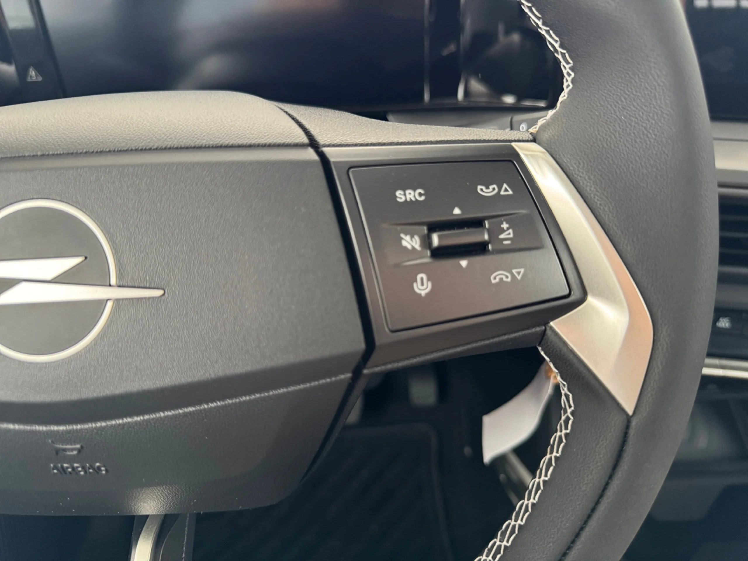 OPEL FRONTERA 1.2T XHT HYBRID EDCT6 81KW EDITION - Foto 13